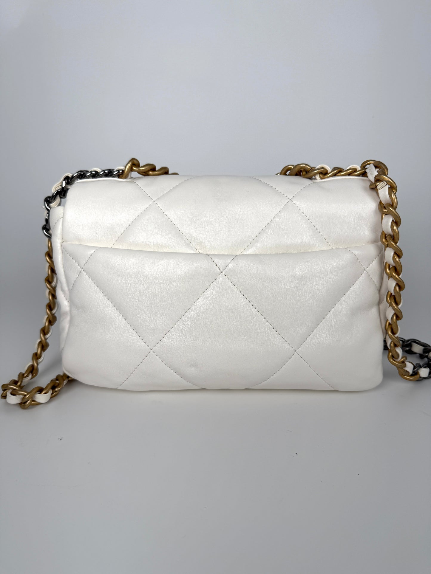 CHANEL 19 2021 Medium White Lambskin Gold Hardware Flap Bag