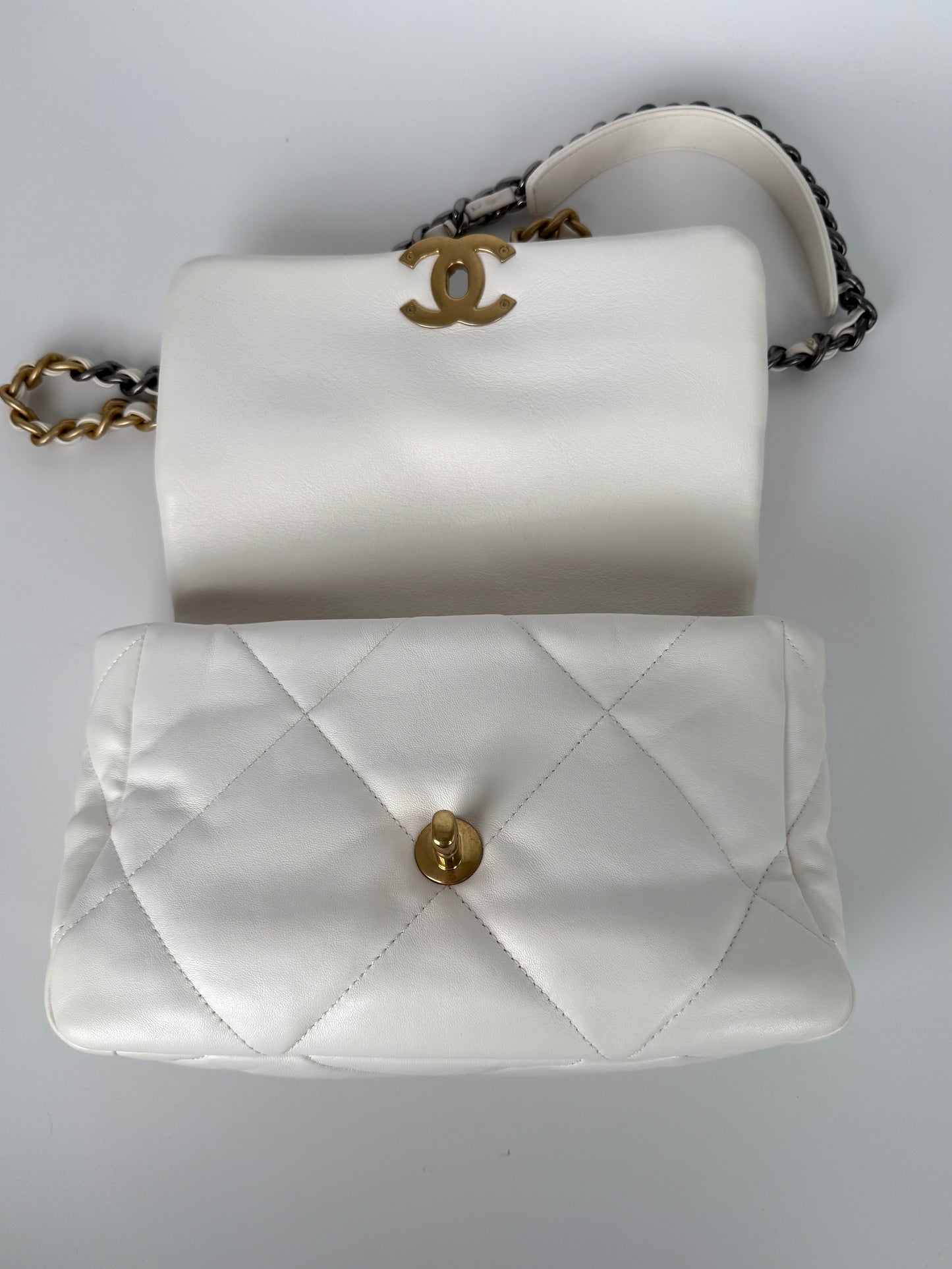 CHANEL 19 2021 Medium White Lambskin Gold Hardware Flap Bag