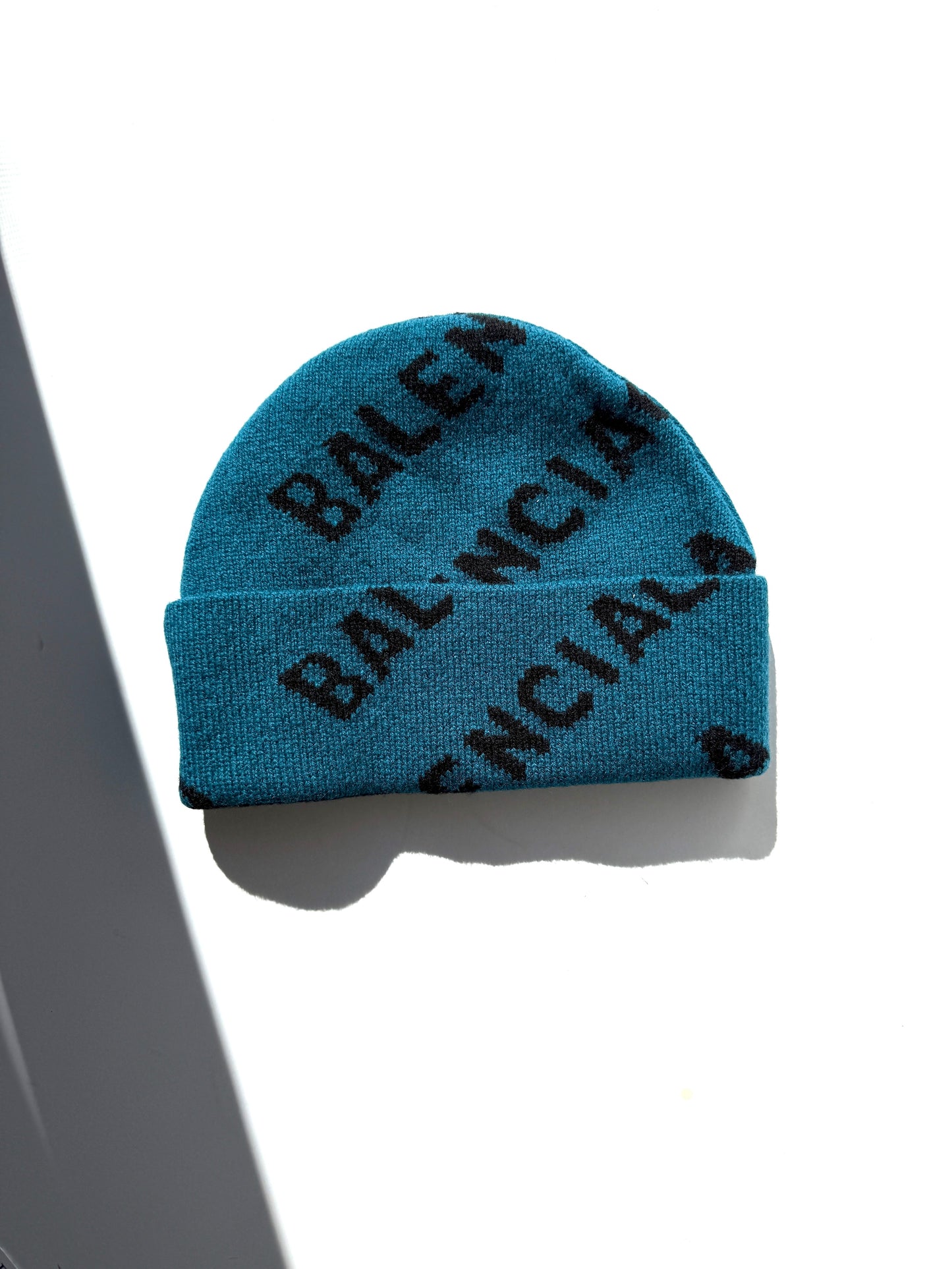 BALENCIAGA Beanie Wool Unisex Logo Blue Black Hat New with tags
