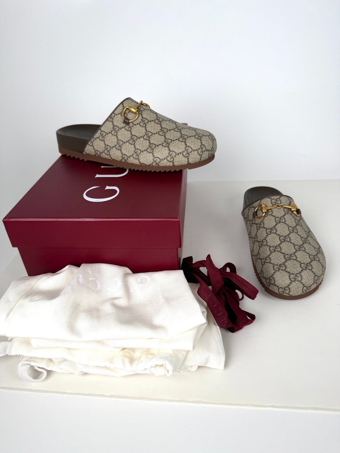 New GUCCI GG Supreme Monogram Horsebit Miro Brown Mules Slides Shoes  39.5, 9