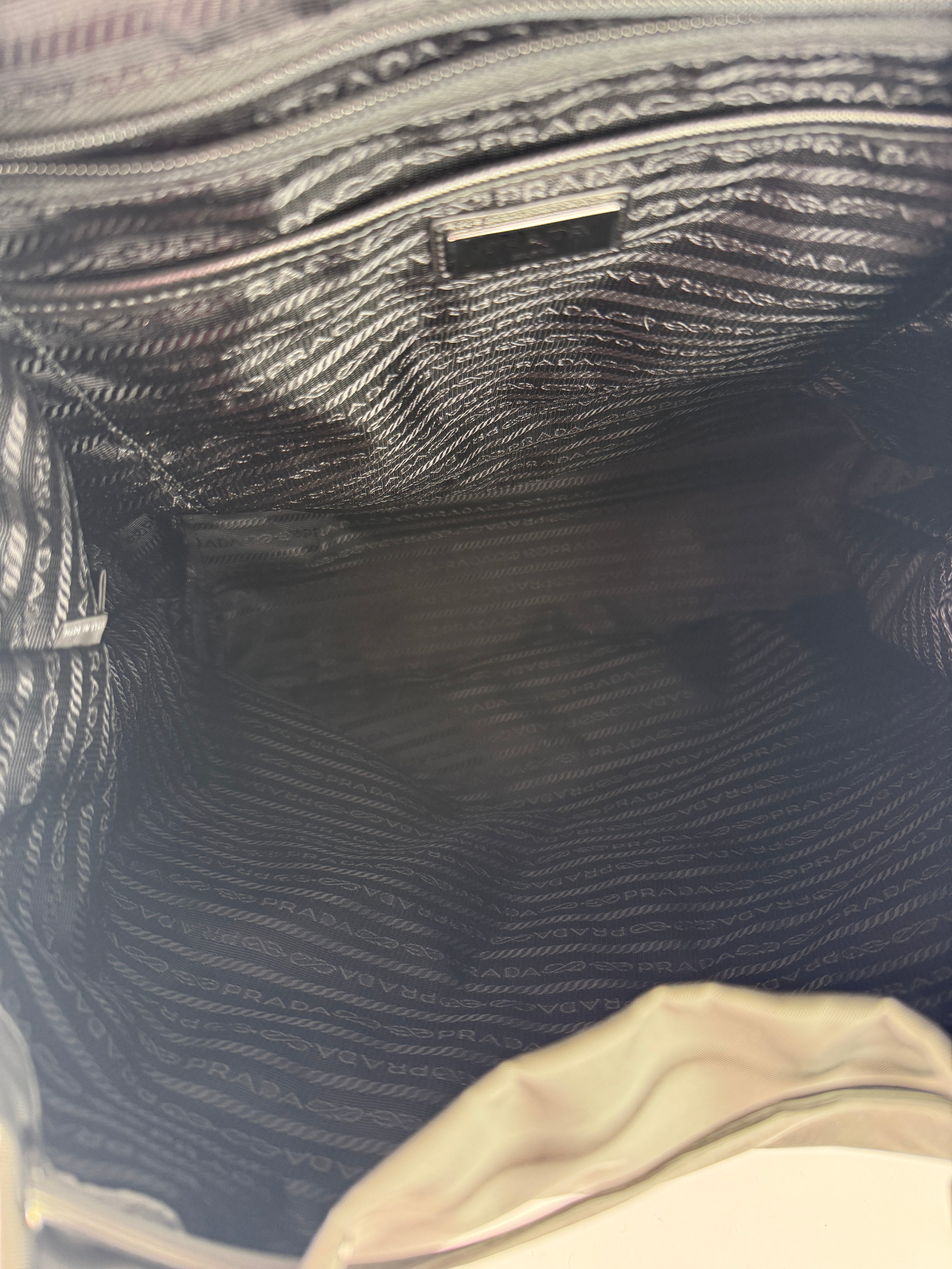 Prada Gray Re-Nylon Zaino in Tessuto 2025 Backpack with Shoulder