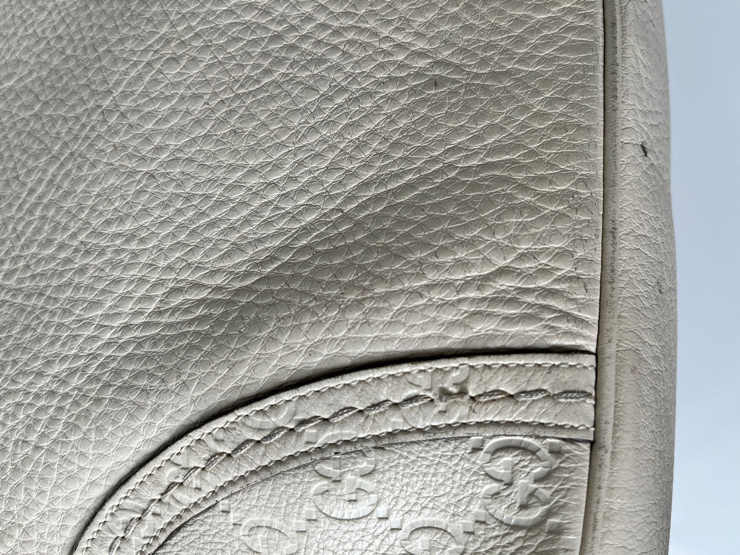 GUCCI Signora Guccissima Cream Leather Hobo Bag