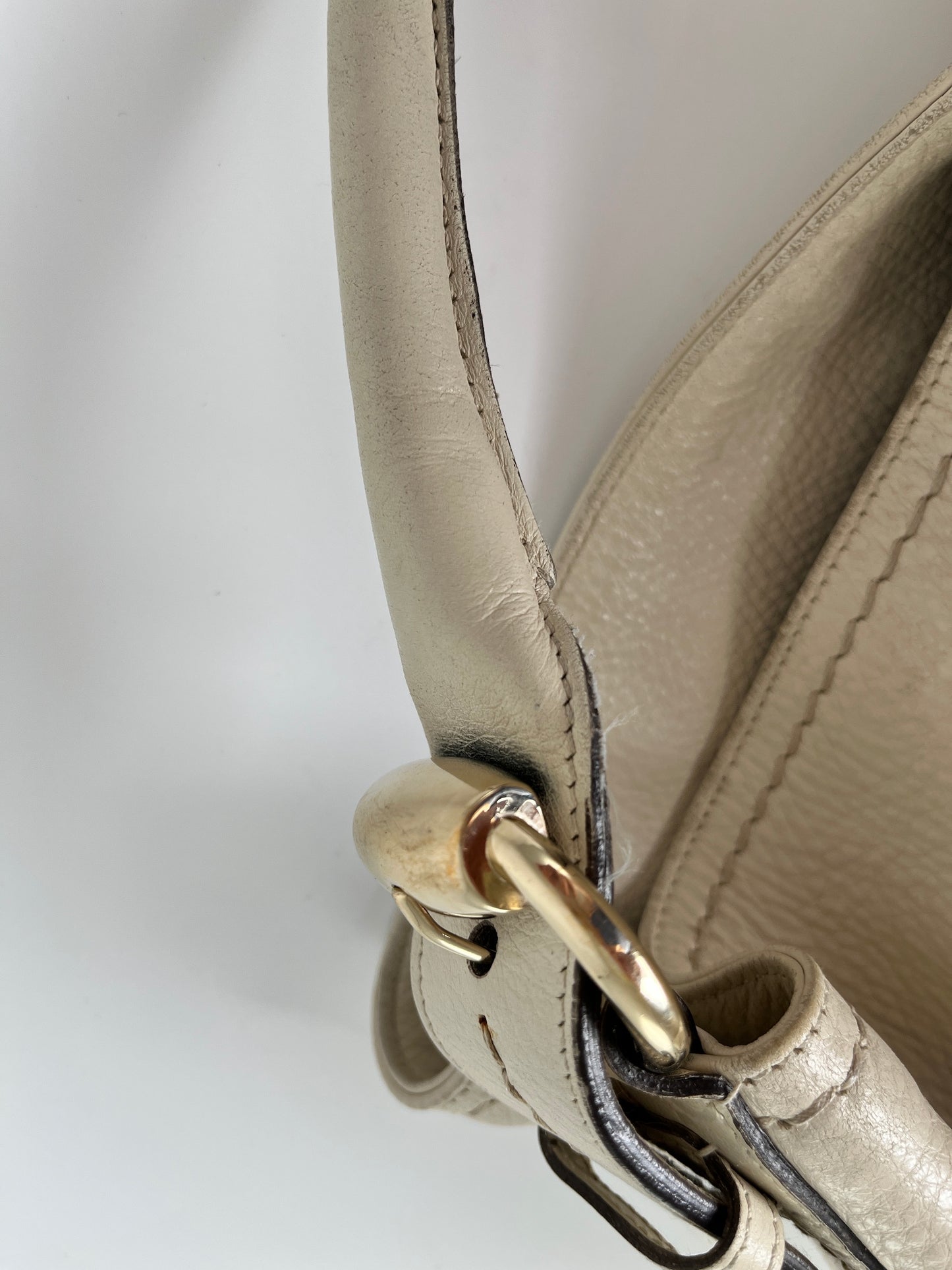 GUCCI Signora Guccissima Cream Leather Hobo Bag