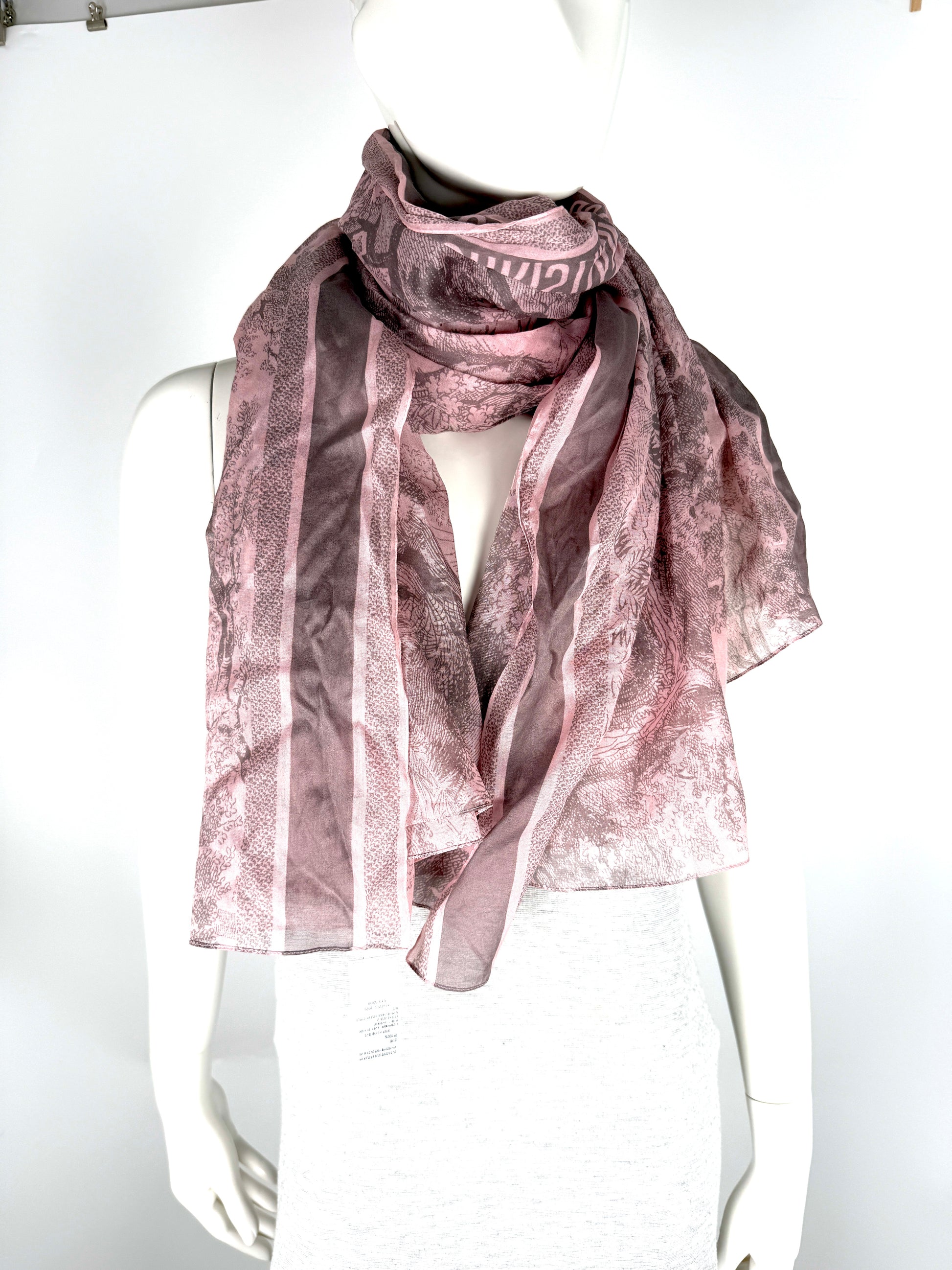 Christian Dior Dioriviera Toile de Jouy Sauvage Pink Gray Cotton Sarong Scarf Beach Wrap