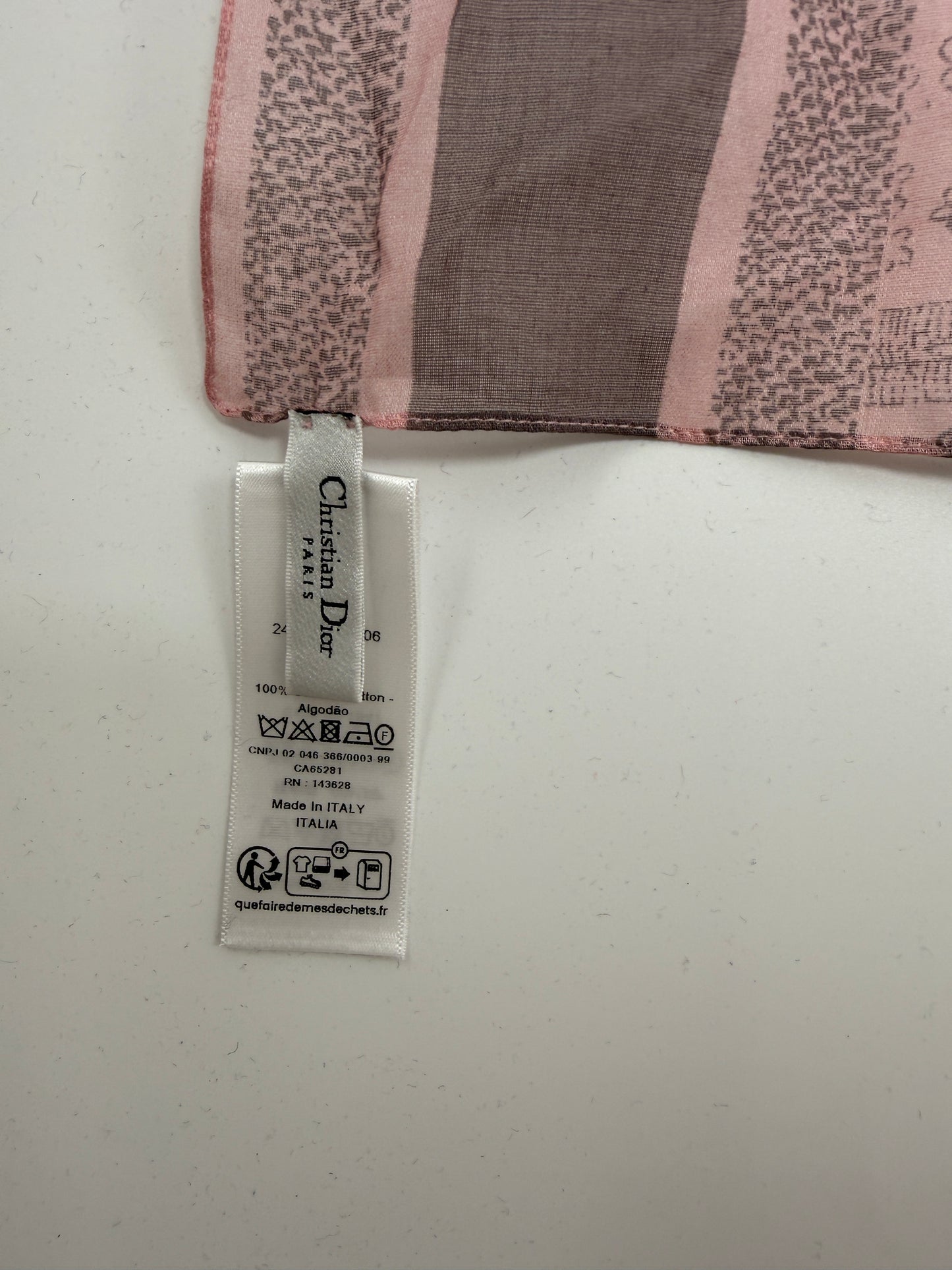 Christian Dior Dioriviera Toile de Jouy Sauvage Pink Gray Cotton Sarong Scarf Beach Wrap