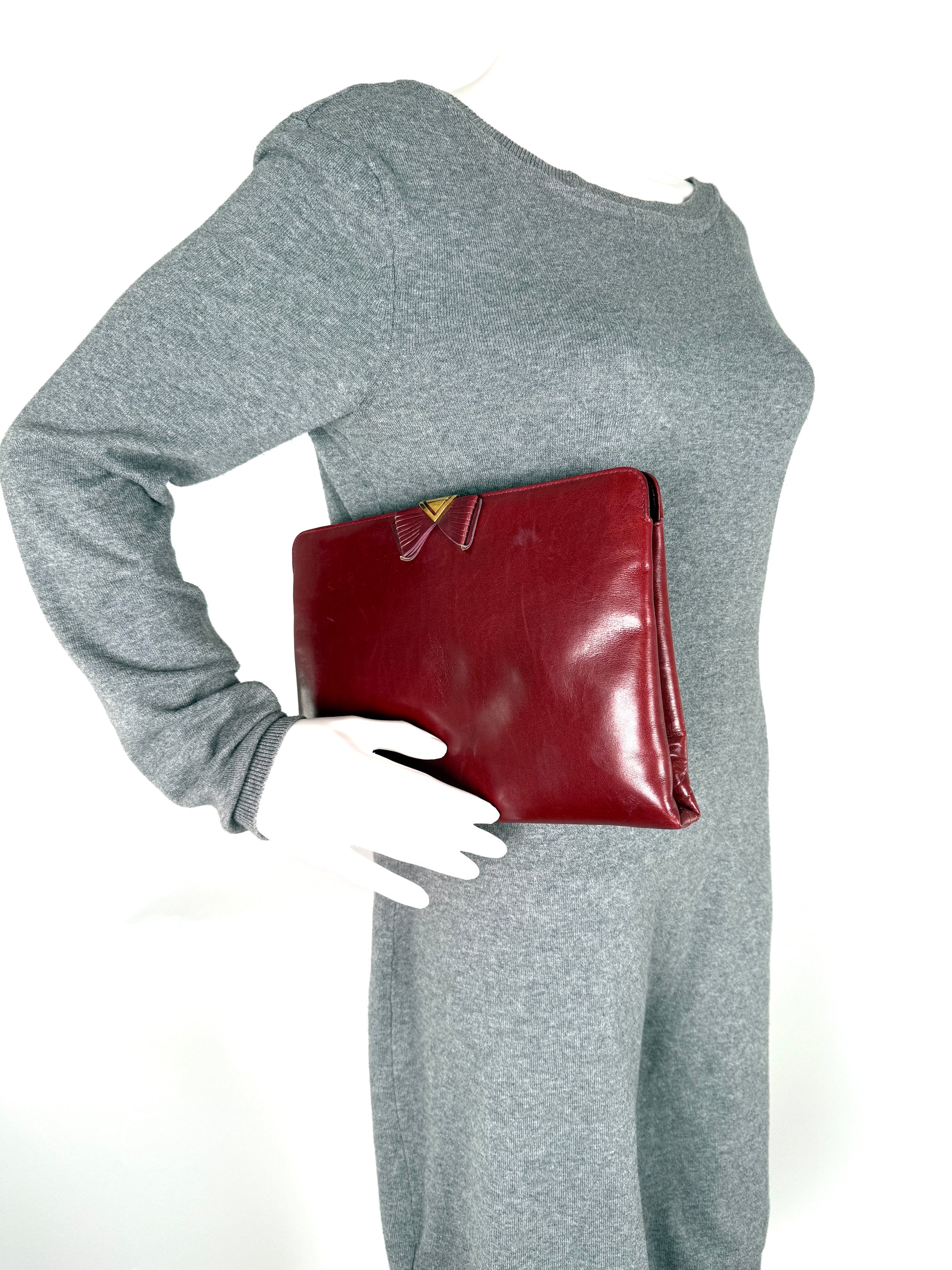 Vintage Salvatore Ferragamo Burgundy Leather Crossbody Clutch Bag 