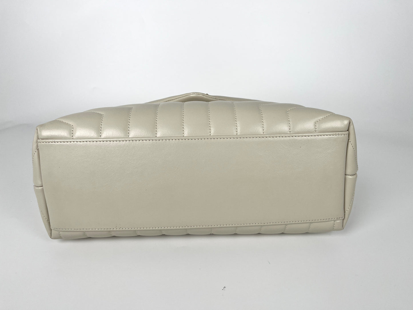 Saint Laurent YSL LouLou Envelope Vintage White Shoulder Quilted Crossbody Bag