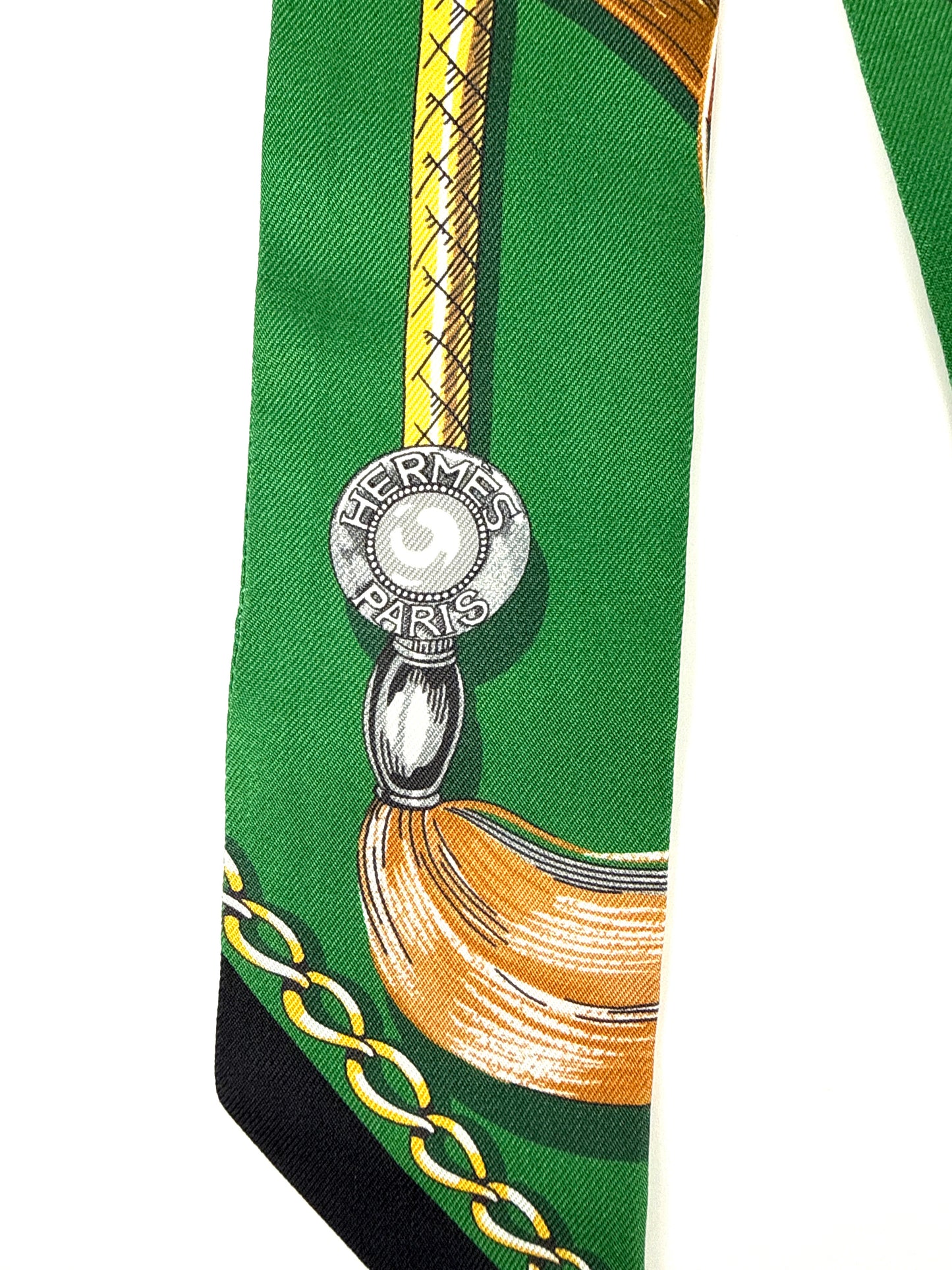 Hermes Cavalcades Print Emeraude Green Beige Dore Silk Twilly Scarf