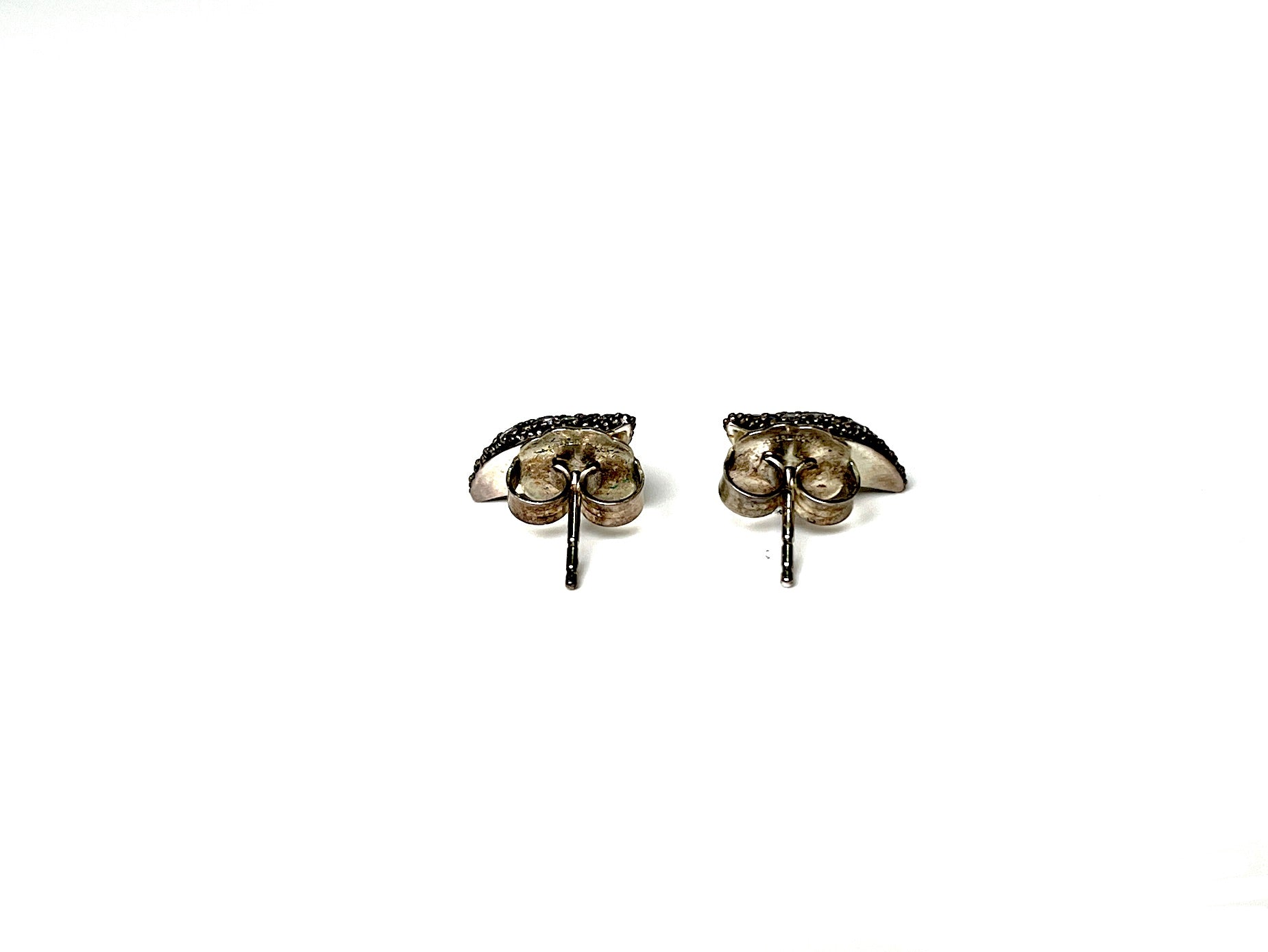 Raw Sapphire Earrings Set in 925 Sterling Silver Studs - Lea Spirit