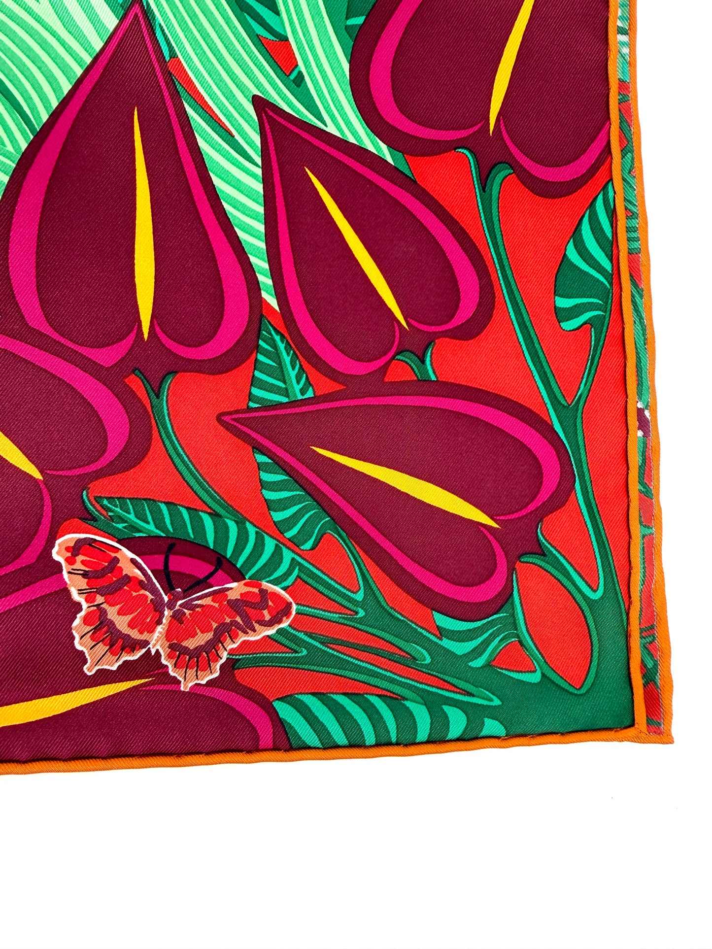 HERMES Jaguar Quetzal Square 90 cm Green Fuchsia Bordeaux Silk Scarf