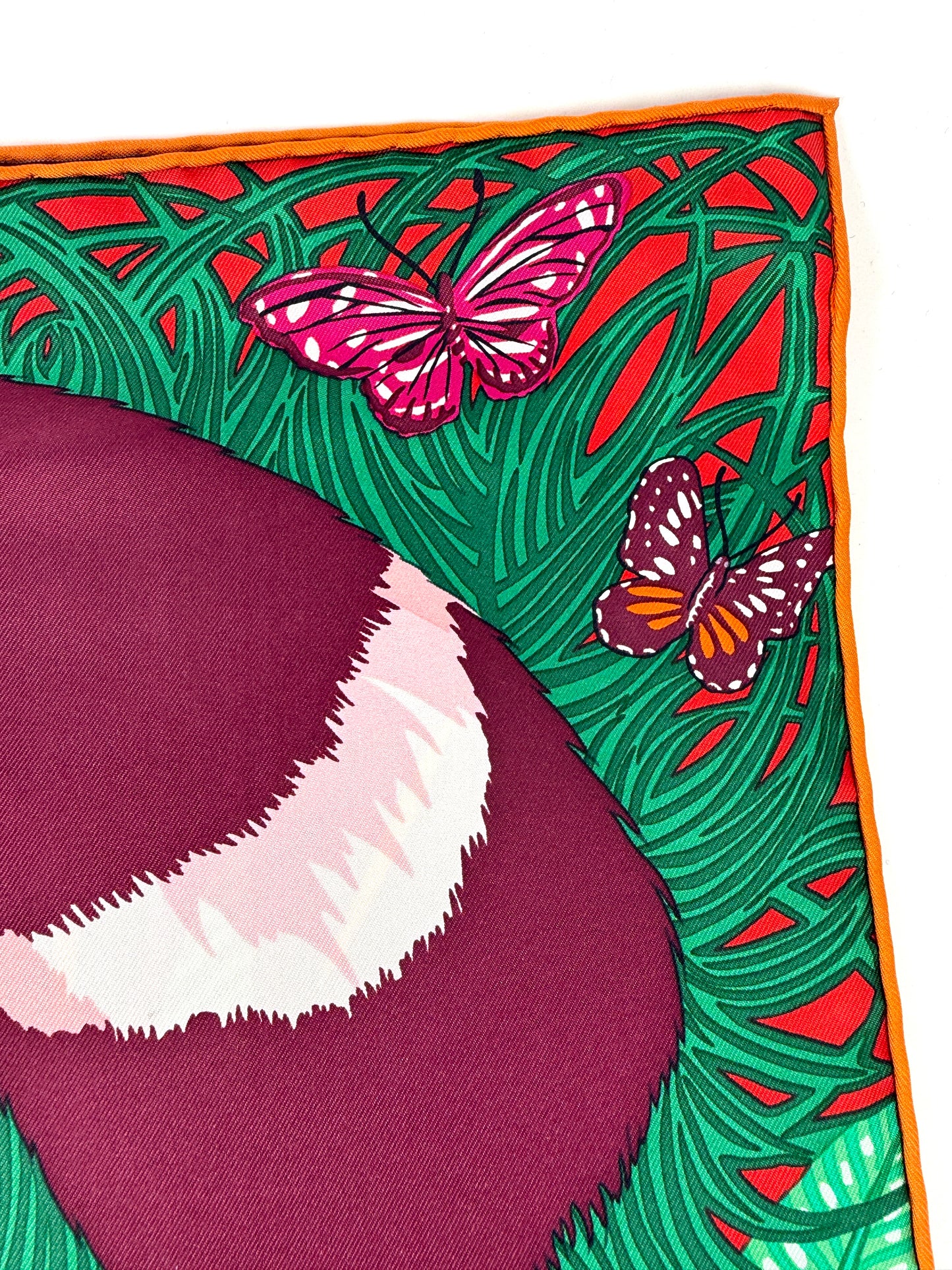 HERMES Jaguar Quetzal Square 90 cm Green Fuchsia Bordeaux Silk Scarf