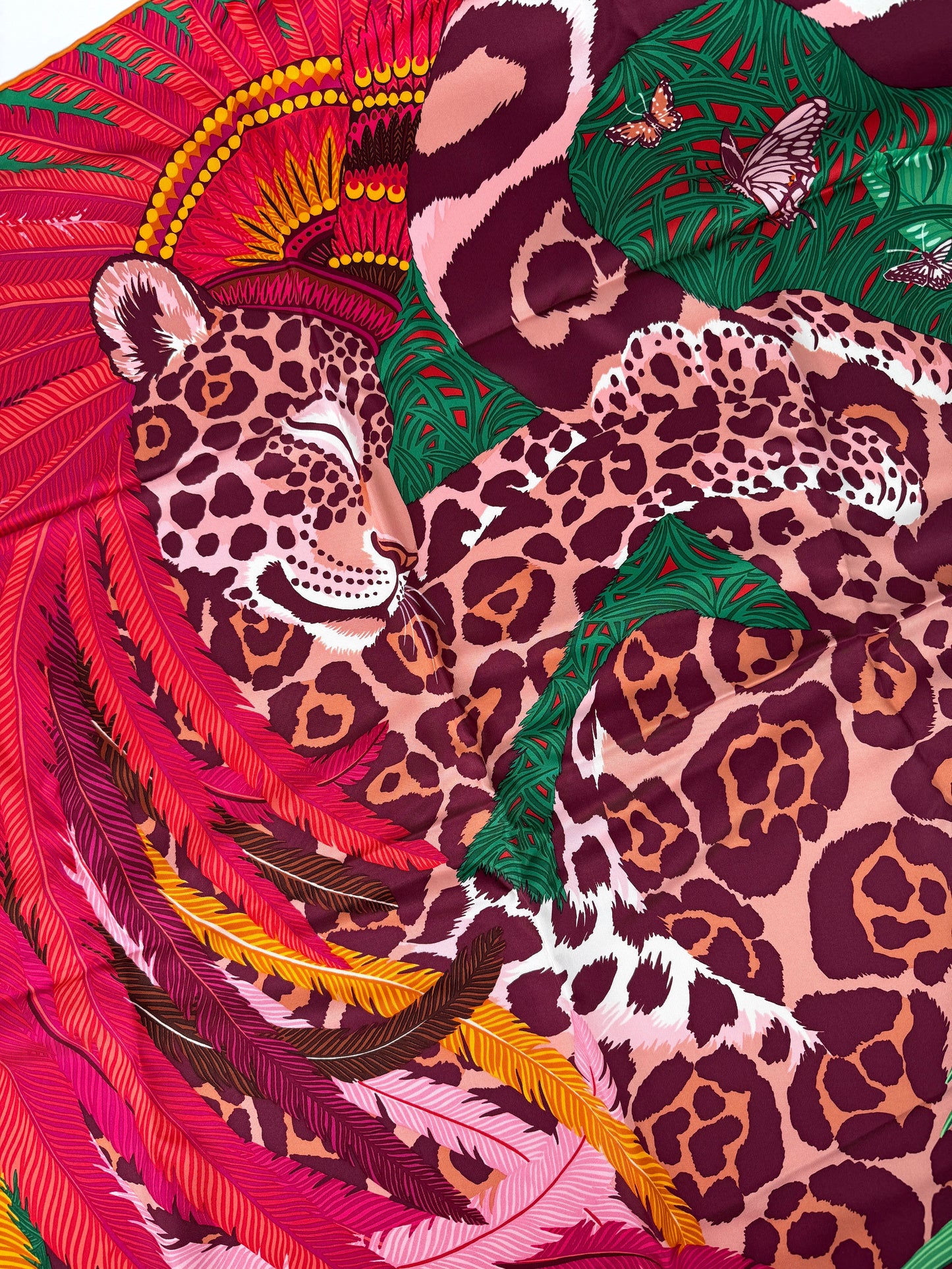 HERMES Jaguar Quetzal Square 90 cm Green Fuchsia Bordeaux Silk Scarf