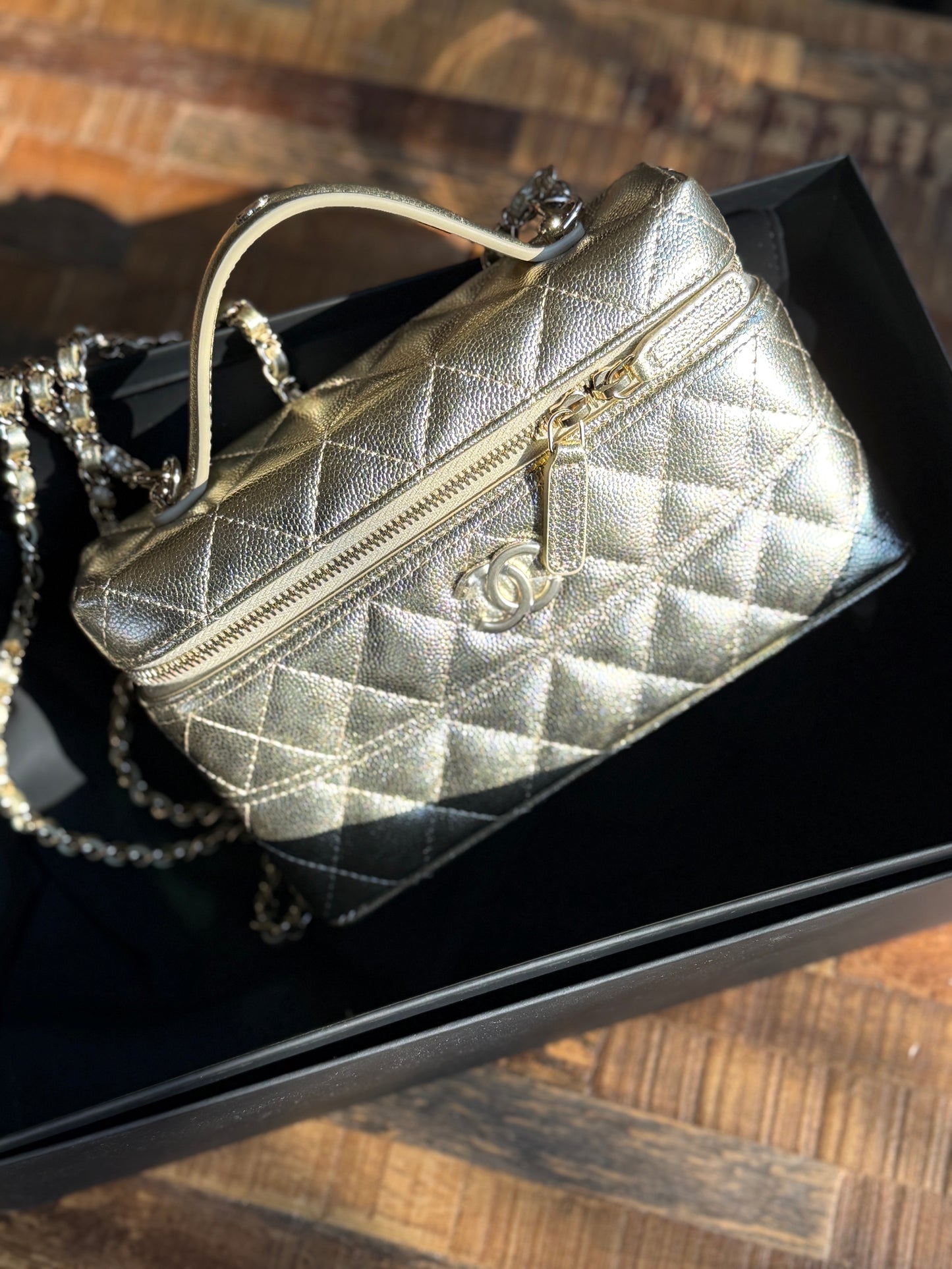 CHANEL Long Classic Vanity Light Gold Caviar Quilted Zip Top Handle Crossbody with Chain Bag New