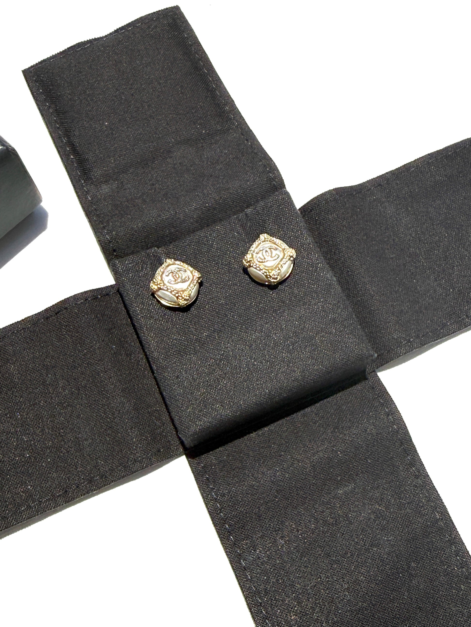 CHANEL CC Stud Light Gold Faux Pearl Rhinestone Earrings