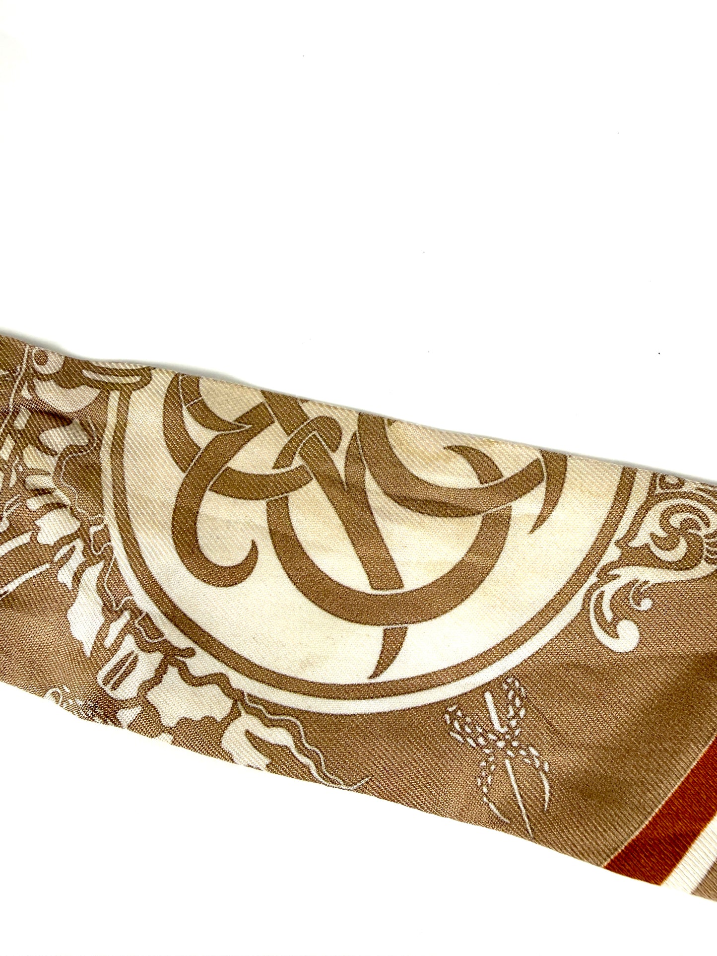 Hermes Ex Libris Horse Carriage Print Beige White Caramel Silk Twilly Scarf