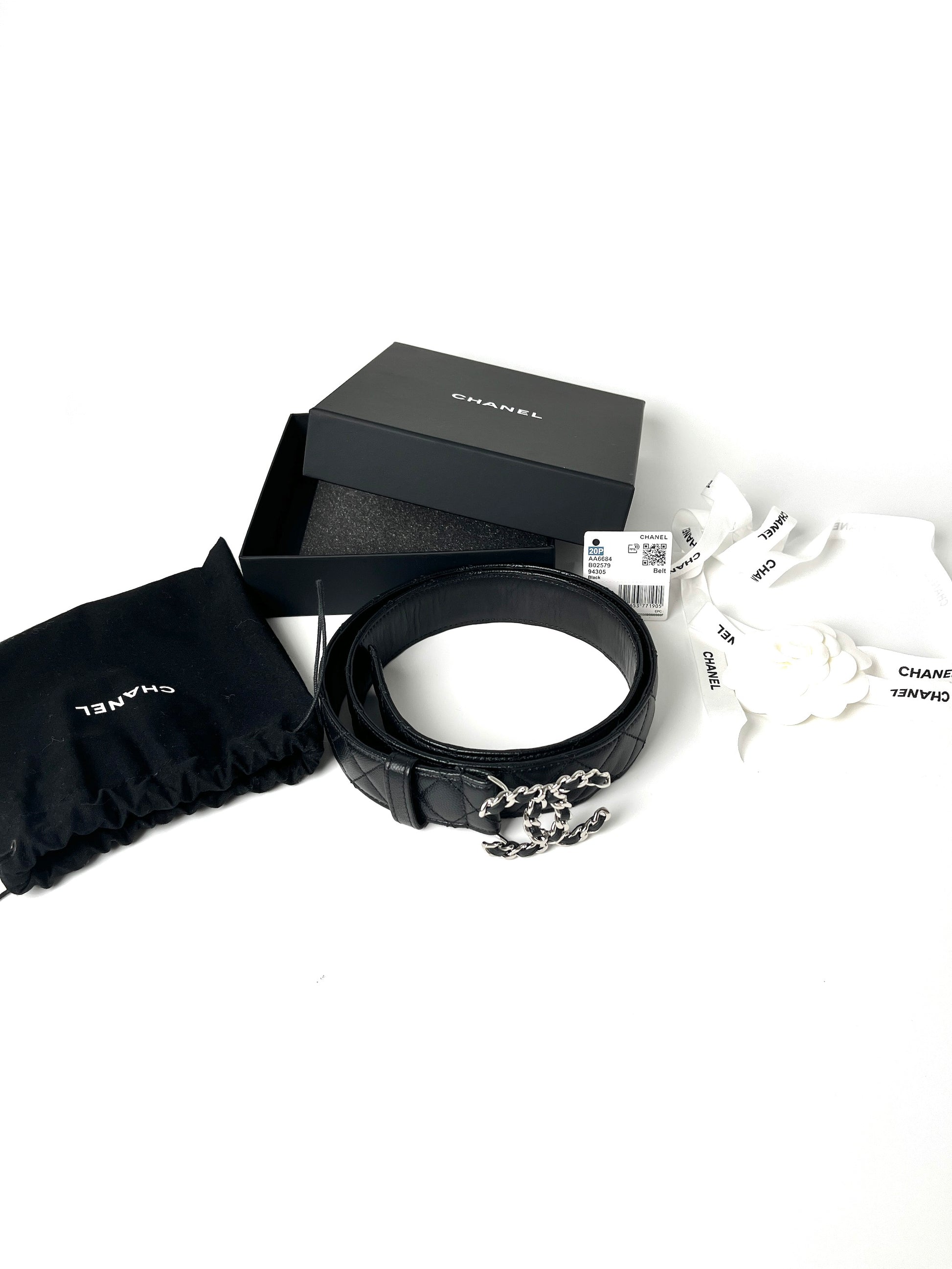 CHANEL B20 Black Quilted Caviar CC Buckle Silver Logo Leather Belt 90 36 What accessories to wear