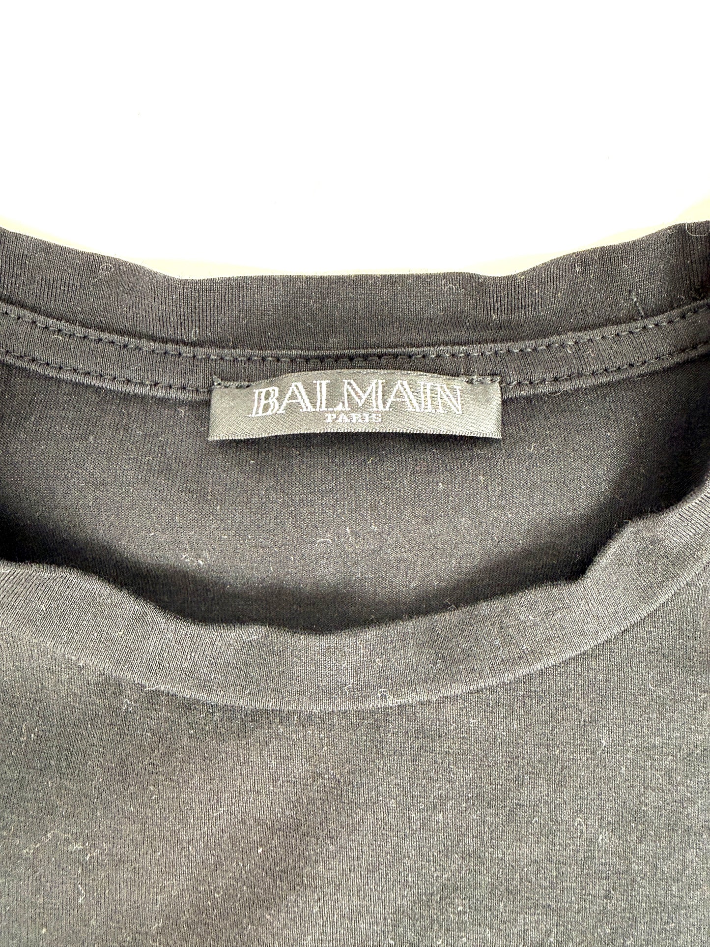 BALMAIN Men’s Paris Print Crew Neck with Buttons Short Sleeve Black Cotton Top T Shirt XS