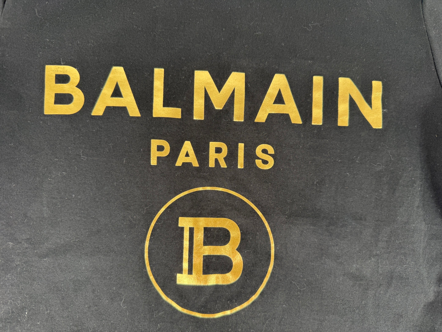 BALMAIN Men’s Paris Print Crew Neck with Buttons Short Sleeve Black Cotton Top T Shirt XS