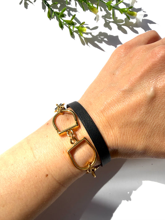 HERMES Etrier Double Tour Black Leather Gold Hardware Wrap Bracelet T2