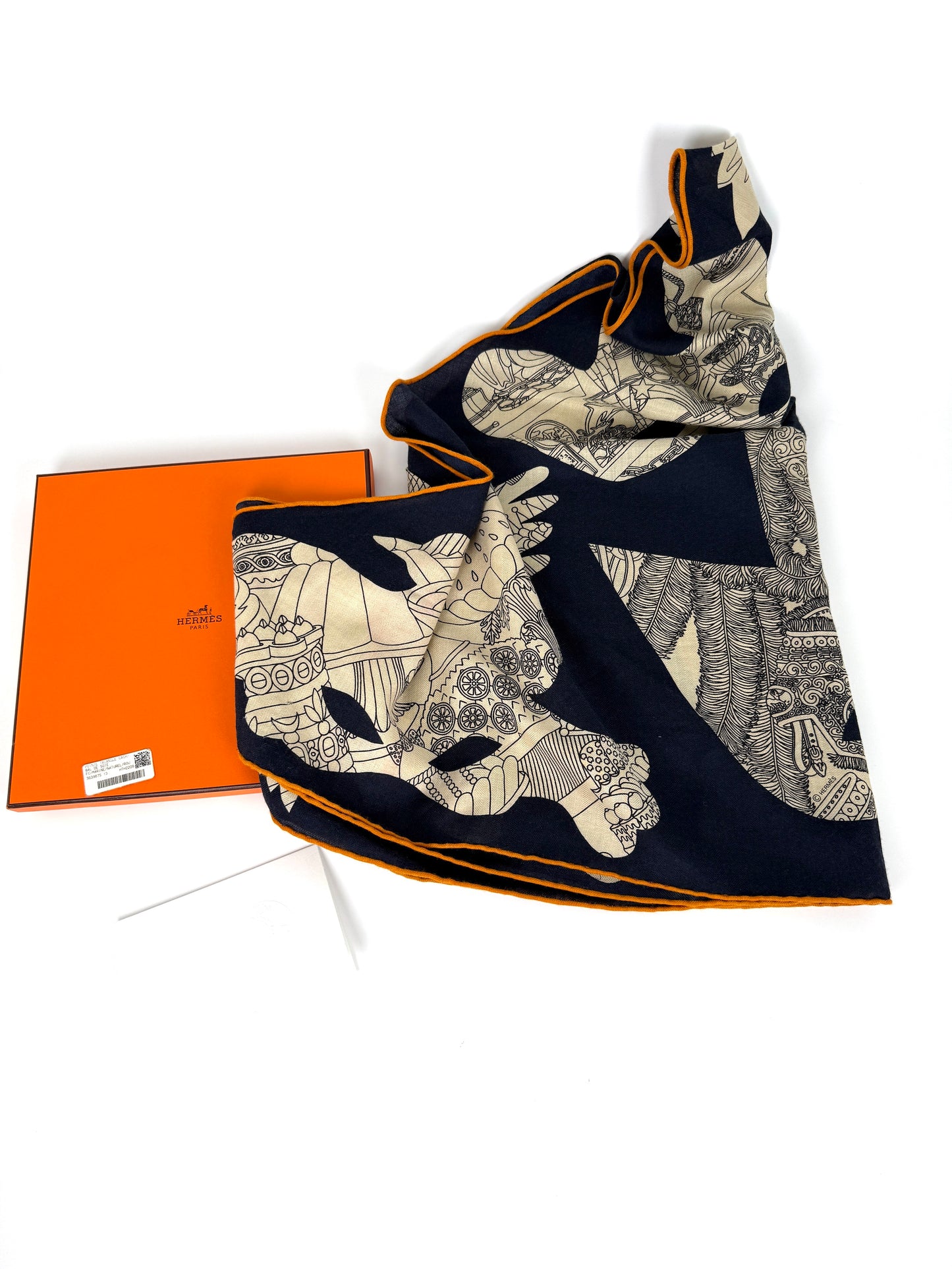 HERMES Bal de Soie Mask Navy Natural Triangle Cashmere Silk Scarf