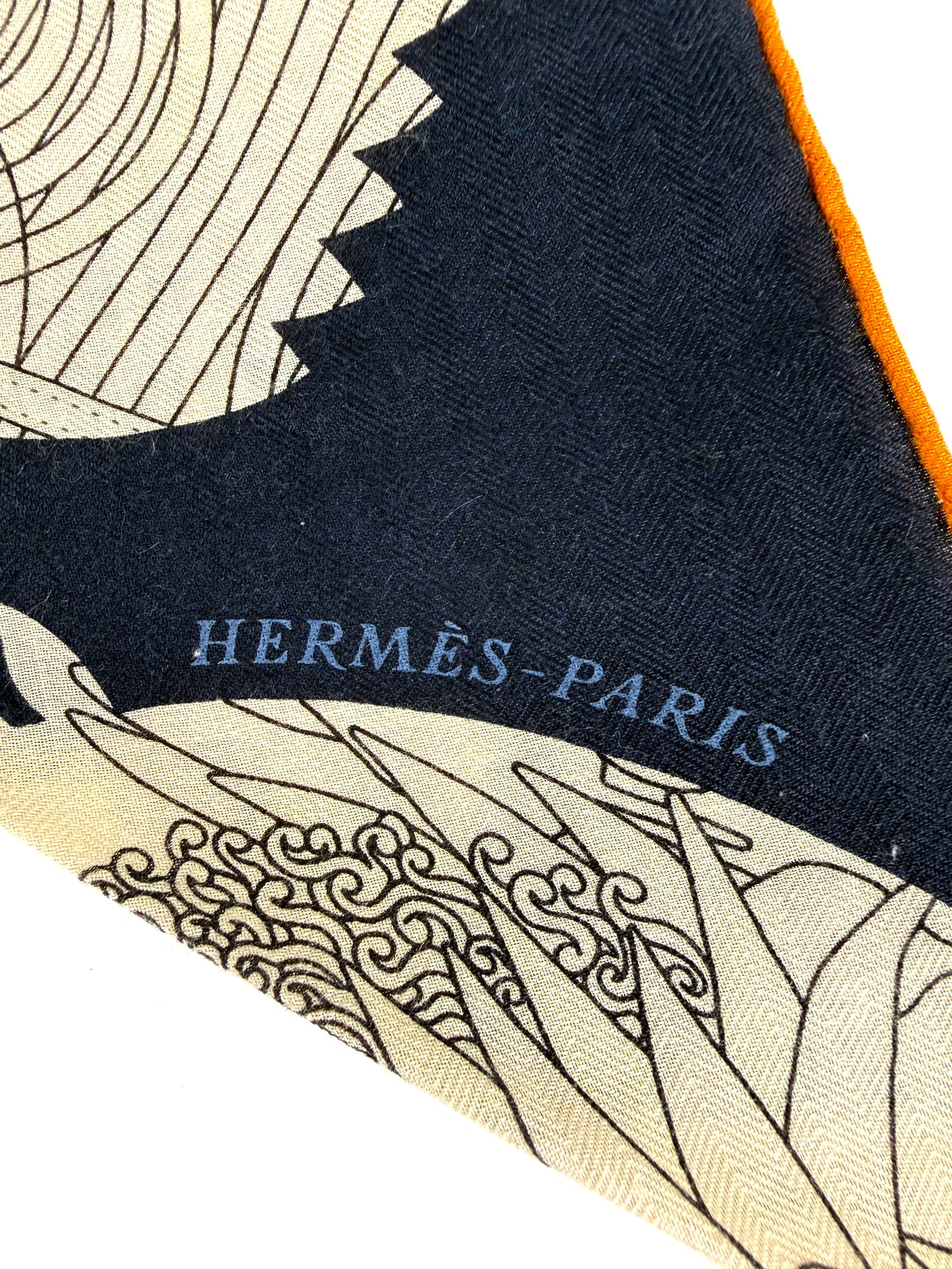 HERMES Bal de Soie Mask Navy Natural Triangle Cashmere Silk Scarf