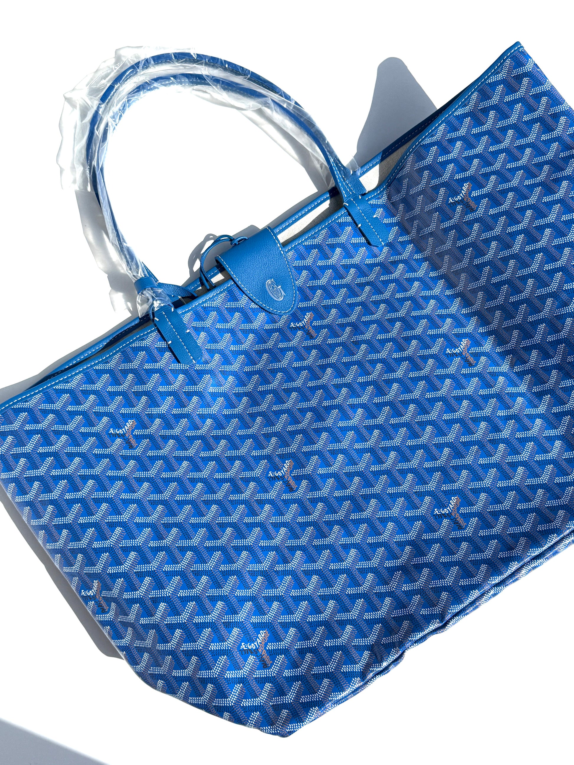 GOYARD Goyardine Saint Louis GM Blue 2026 Tote Bag with Pouch New
