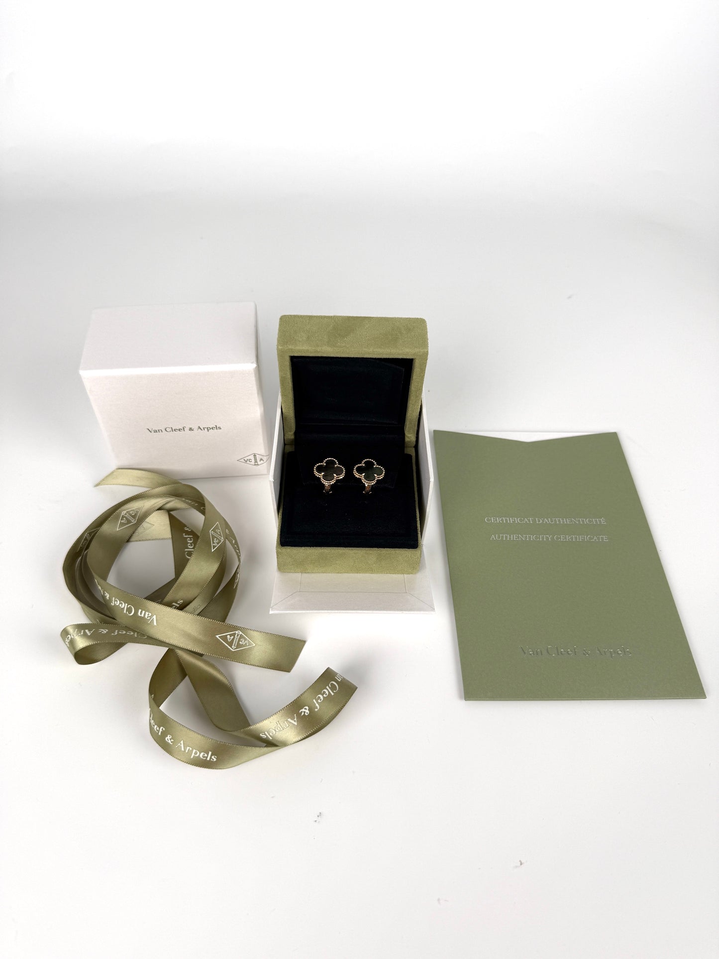 Van Cleef & Arpels Special Order Vintage Alhambra Gray Mother of Pearl 18k Yellow Gold Stud Earrings