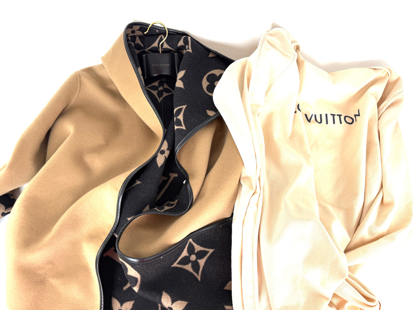 LOUIS VUITTON Wool Monogram Belted Hooded Wrap Double Face Beige Black Coat 36