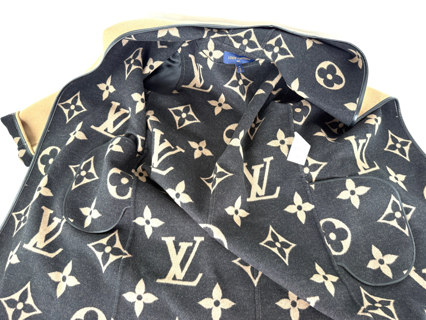 LOUIS VUITTON Wool Monogram Belted Hooded Wrap Double Face Beige Black Coat 36