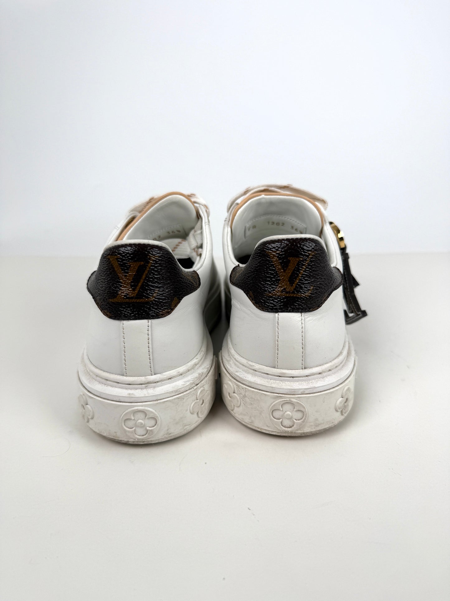 LOUIS VUITTON Time out White Leather Embossed Charm Monogram Sneakers 36.5, 6.5