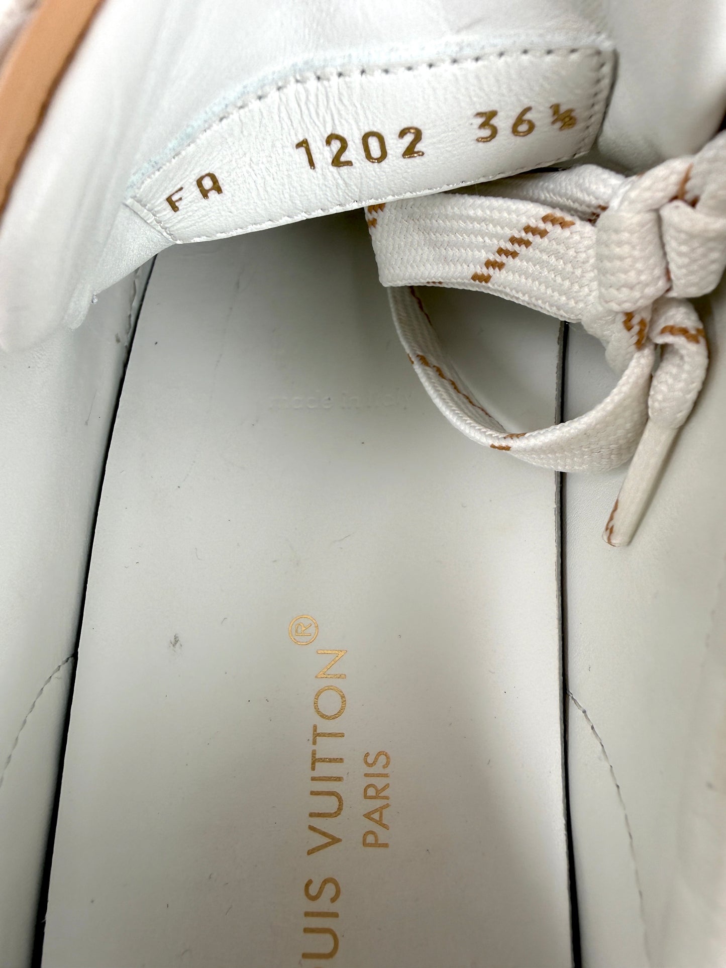 LOUIS VUITTON Time out White Leather Embossed Charm Monogram Sneakers 36.5, 6.5