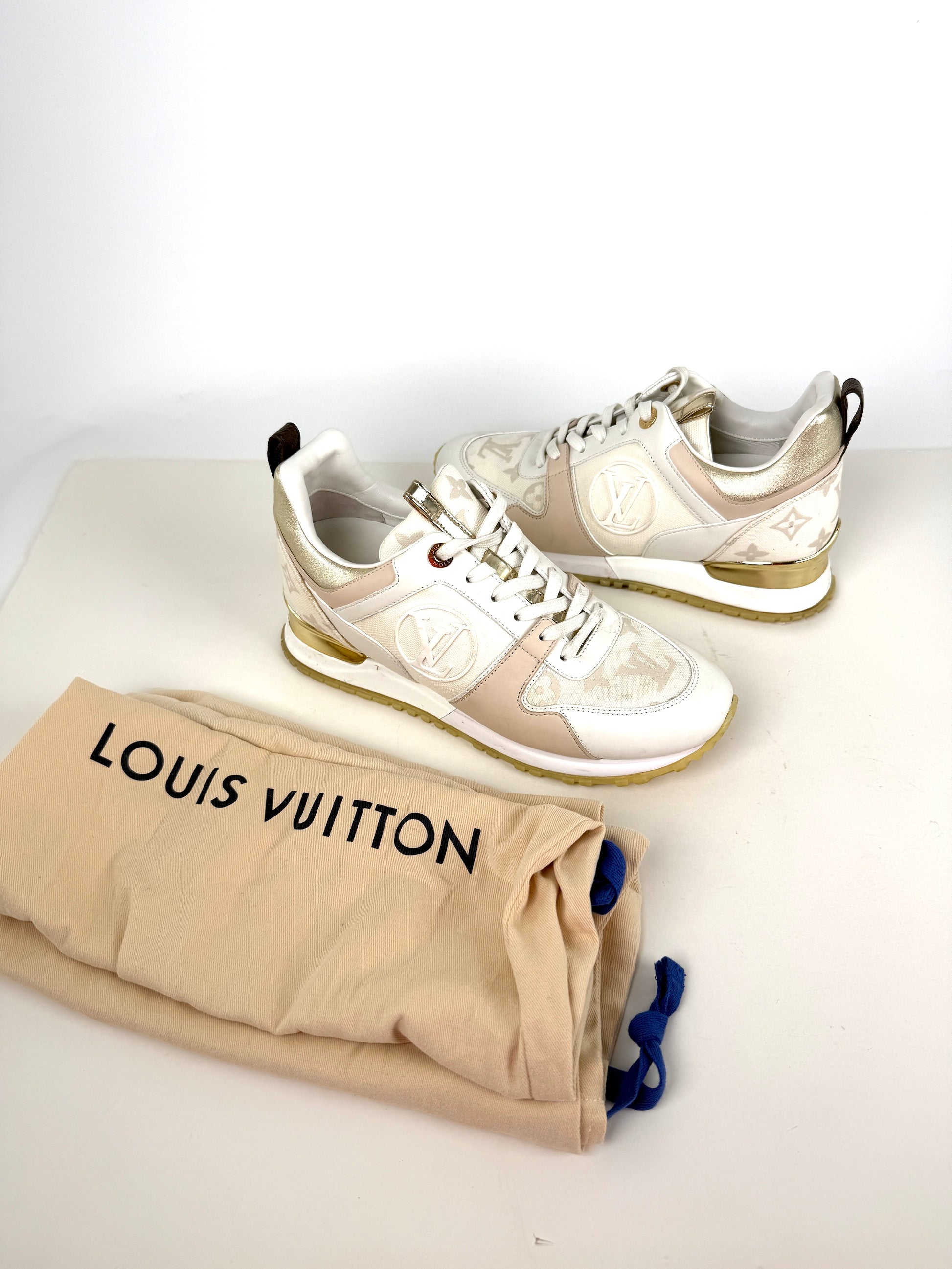LOUIS VUITTON Run Away White Leather Fabric Monogram Sneakers 36.5, 6.5