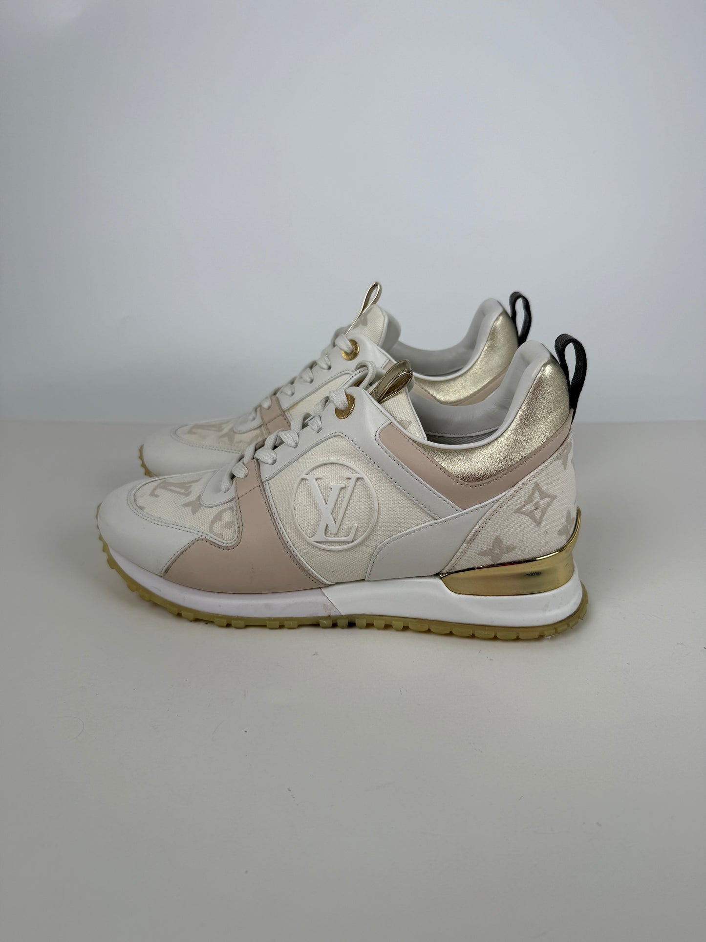 LOUIS VUITTON Run Away White Leather Fabric Monogram Sneakers 36.5, 6.5
