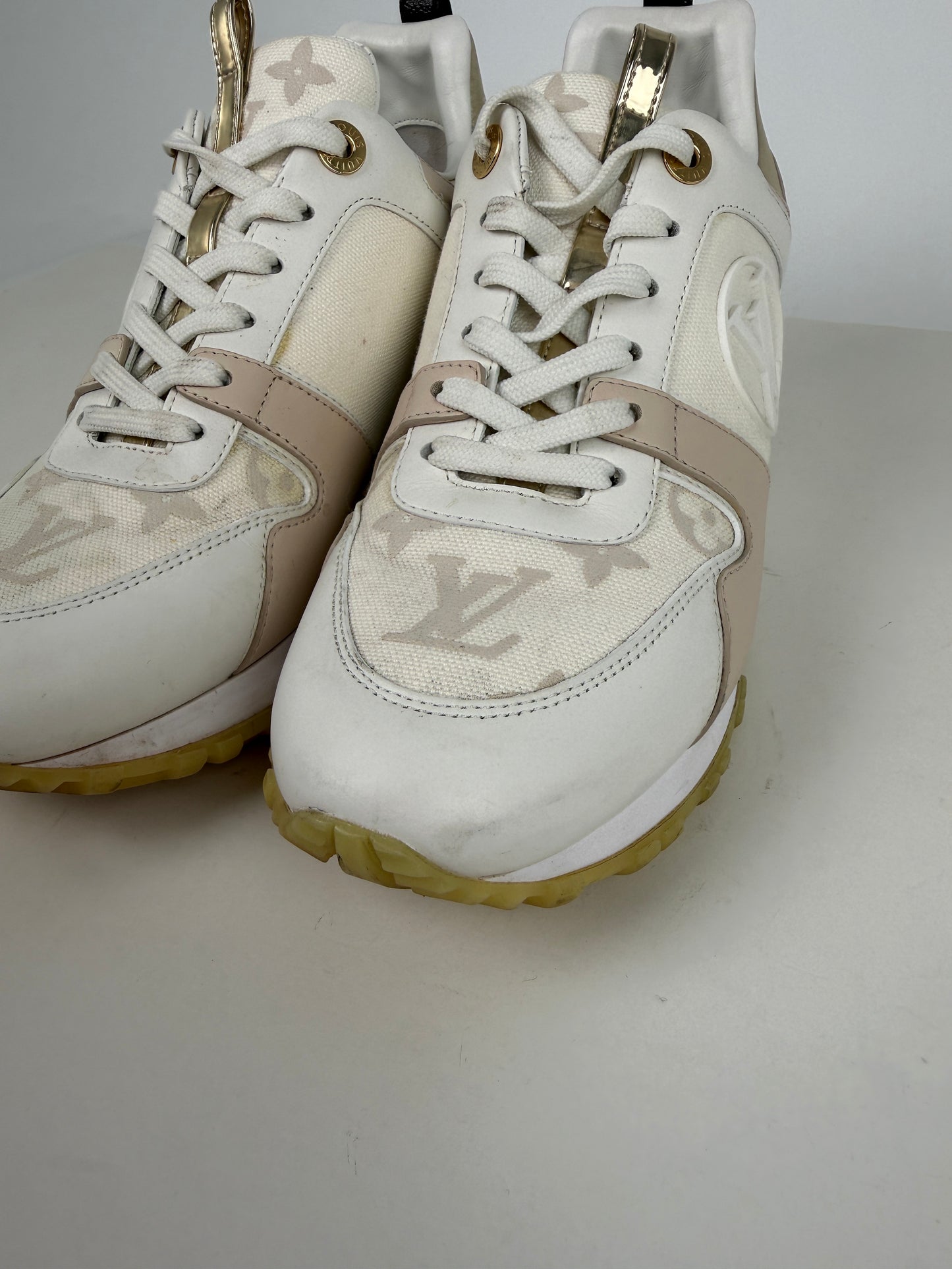 LOUIS VUITTON Run Away White Leather Fabric Monogram Sneakers 36.5, 6.5