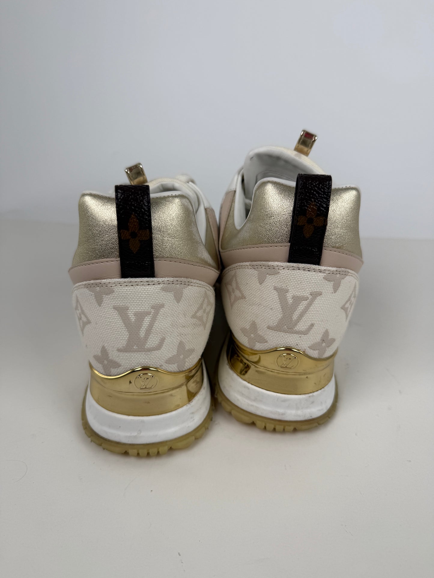 LOUIS VUITTON Run Away White Leather Fabric Monogram Sneakers 36.5, 6.5