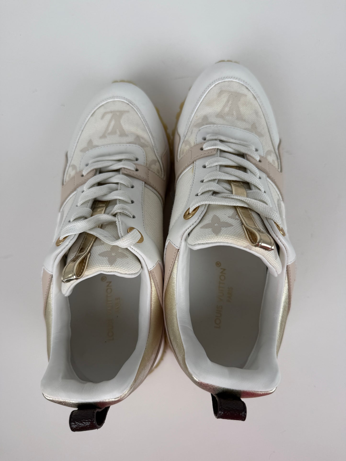 LOUIS VUITTON Run Away White Leather Fabric Monogram Sneakers 36.5, 6.5