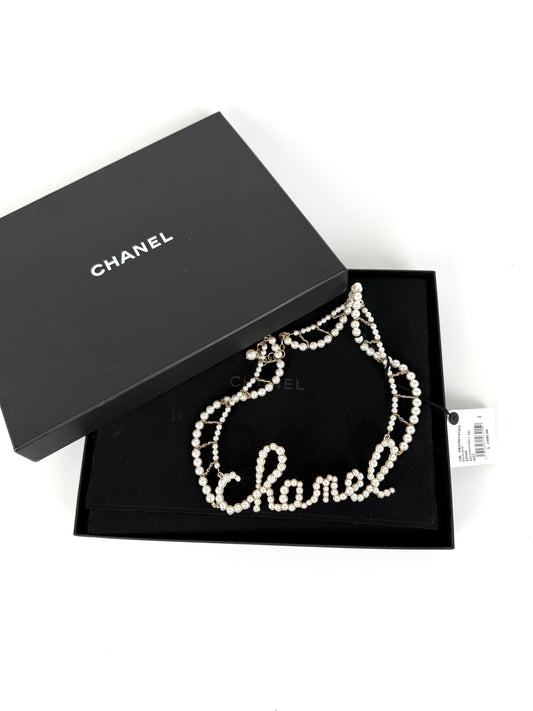 CHANEL Imitation Pearl Swirling Logo Letter Choker Necklace 