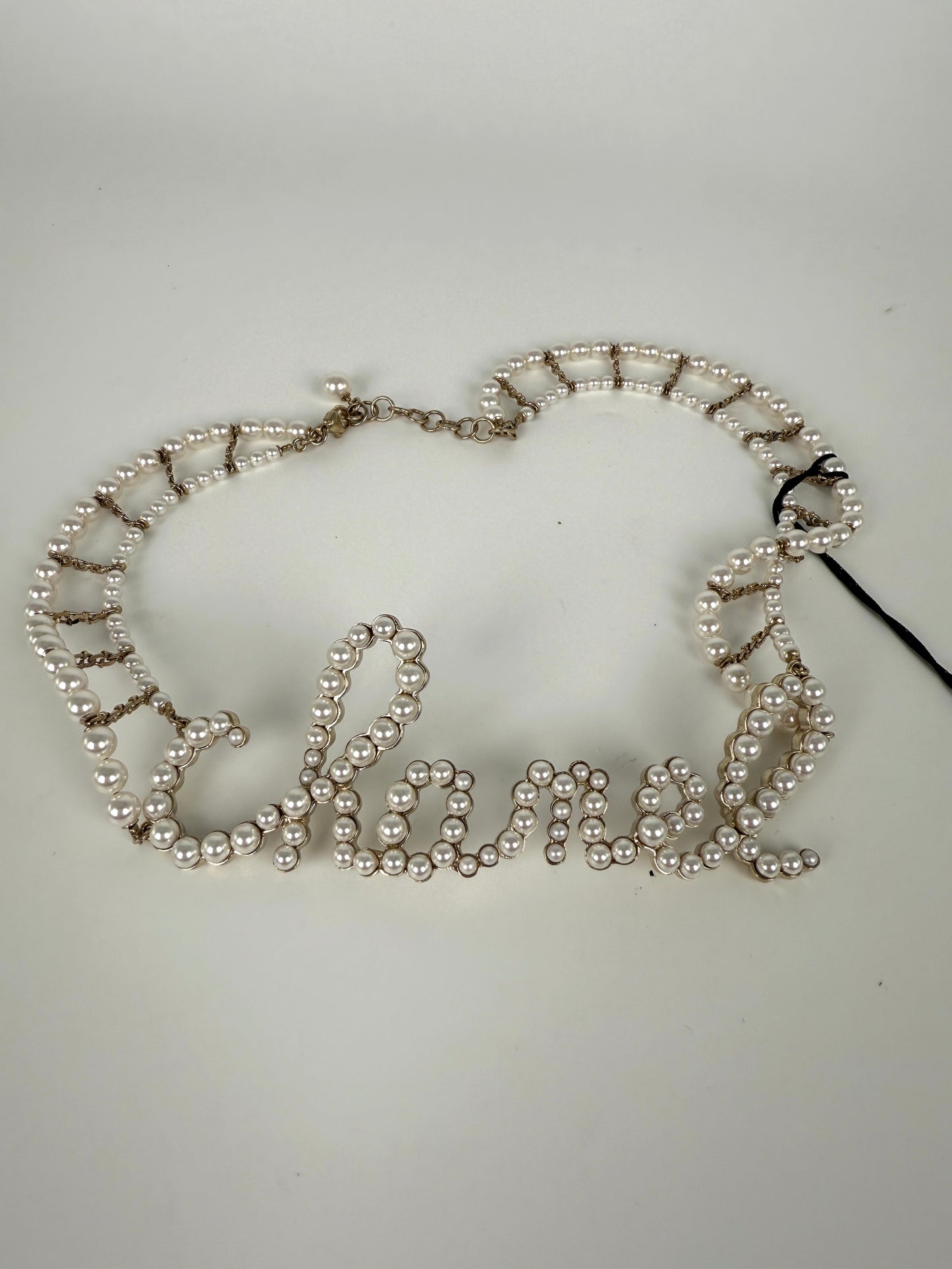 CHANEL Imitation Pearl Swirling Logo Letter Choker Necklace 