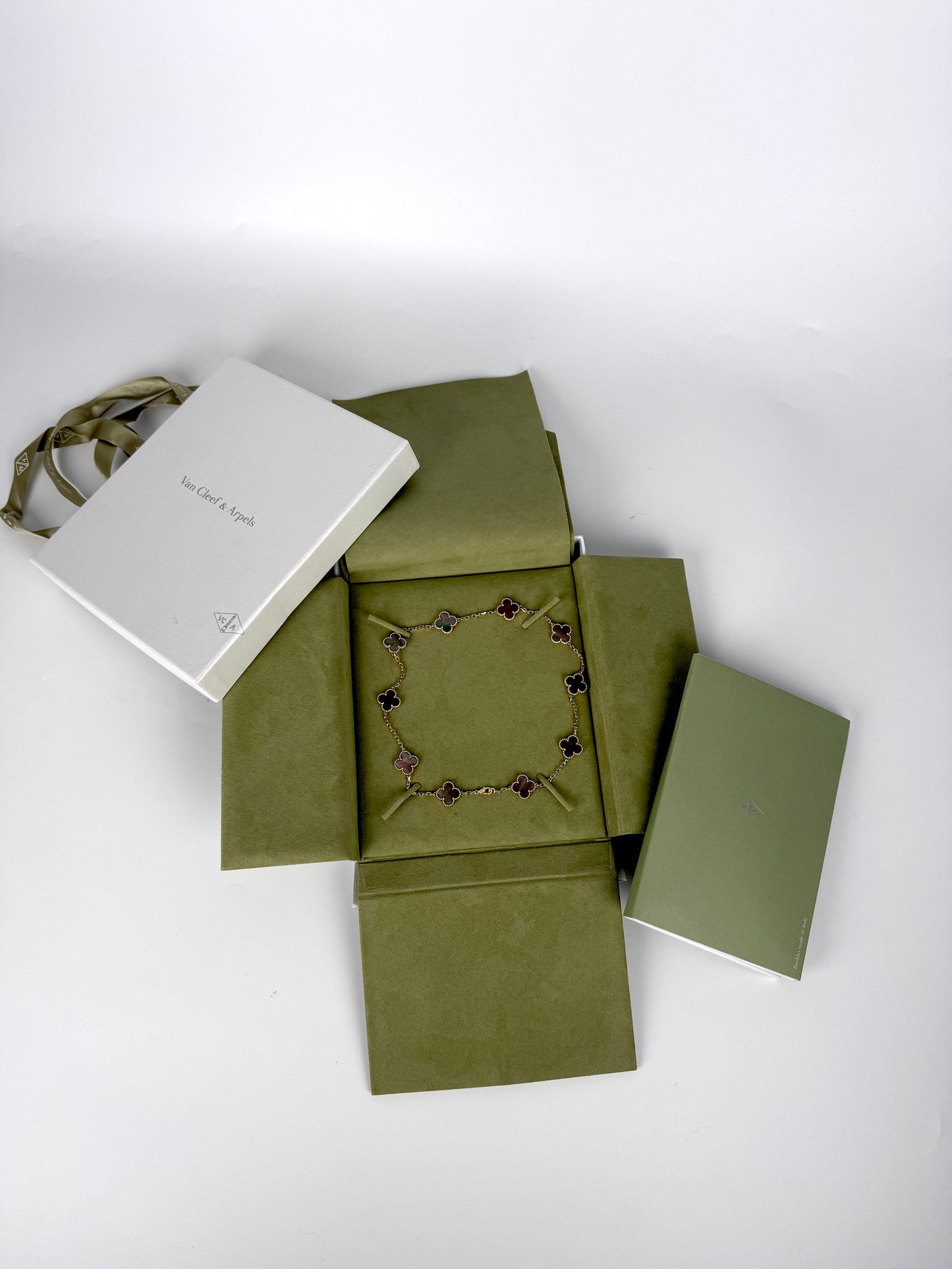 Van Cleef & Arpels Special Order Vintage Alhambra Gray Mother of Pearl 18k Yellow Gold 10 Motif Necklace