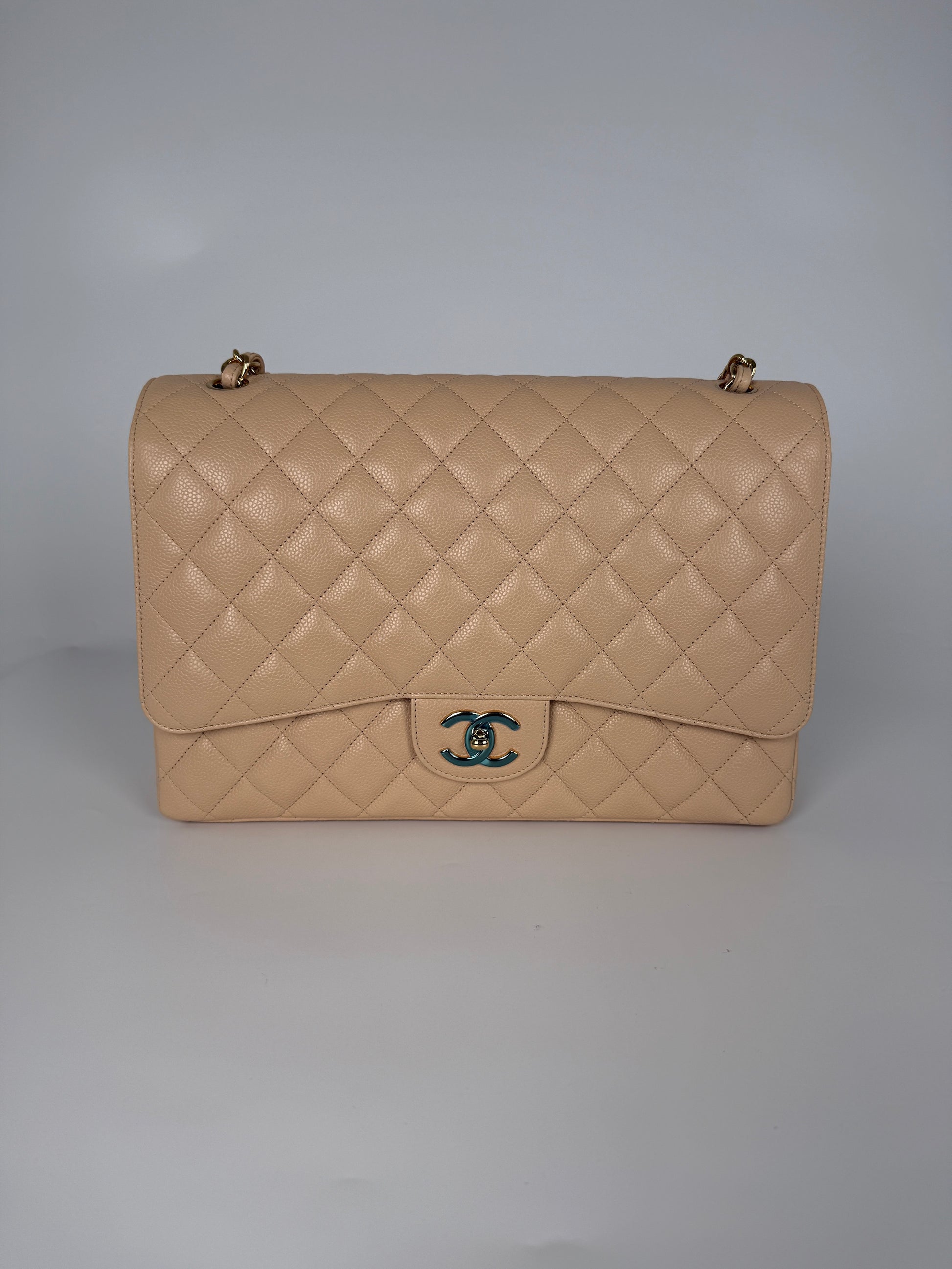 CHANEL Maxi Jumbo Beige Clair Quilted Caviar Leather Classic Flap Bag