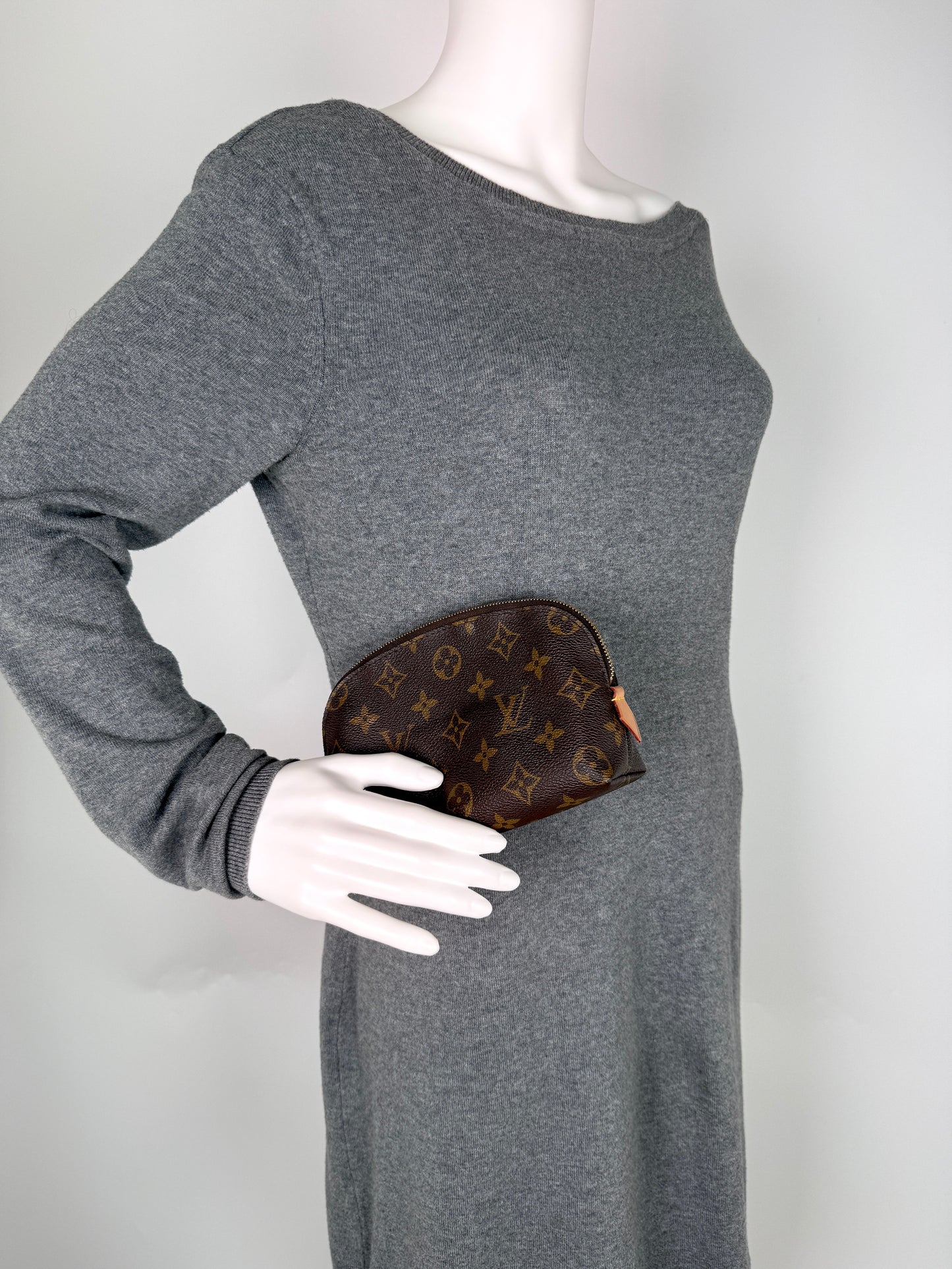 LOUIS VUITTON Brown Monogram Cosmetic Zip Pouch Case