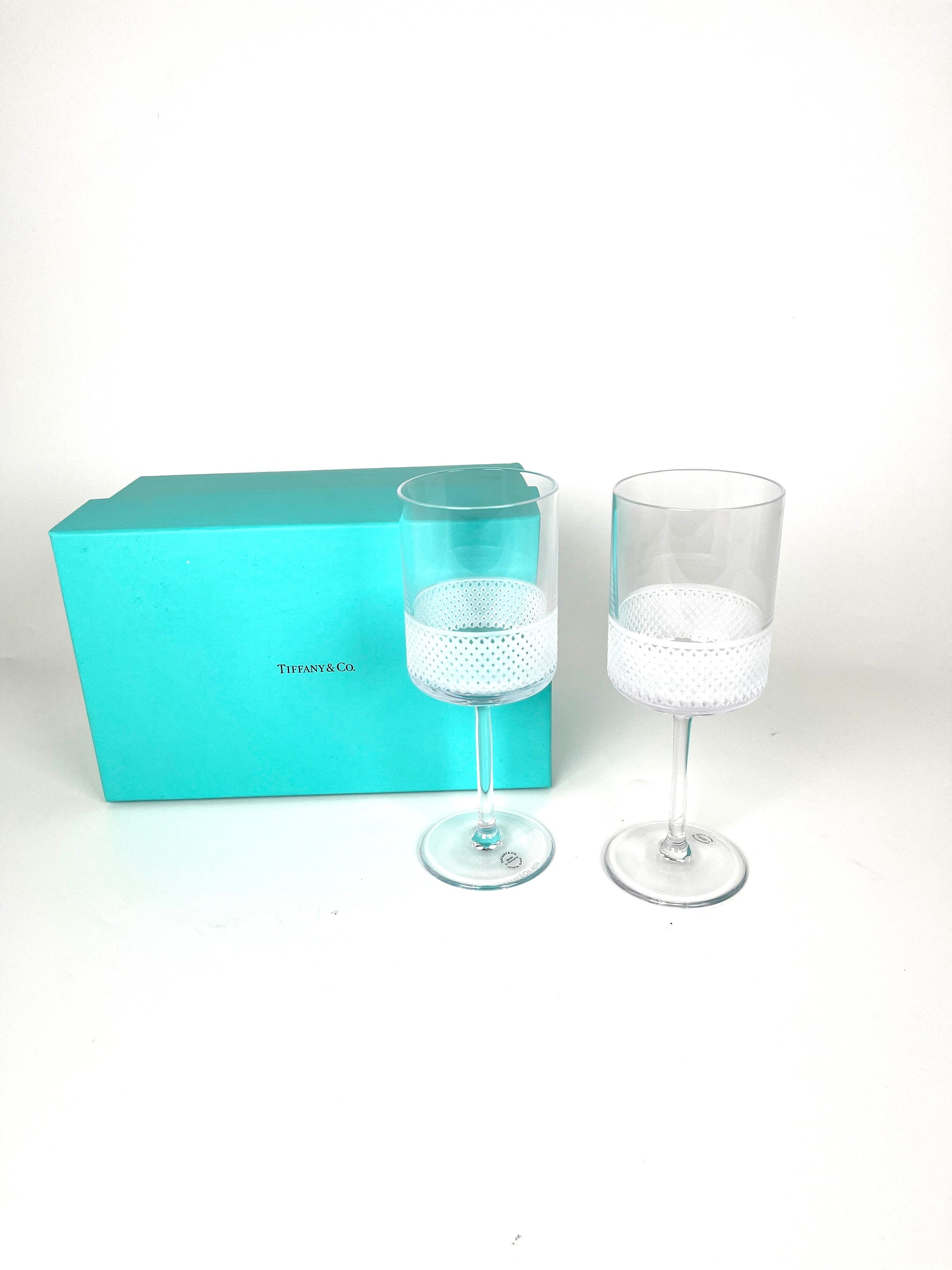 New Tiffany Co Diamond Point Crystal Wine Glasses Set of