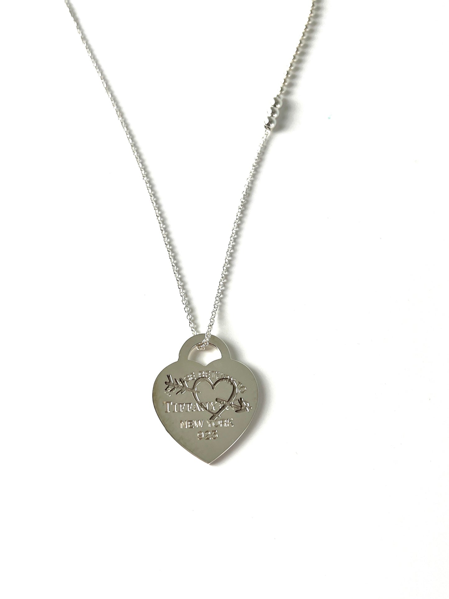 Tiffany & Co Etched Heart Arrow Tag Silver Charm Pendant Necklace