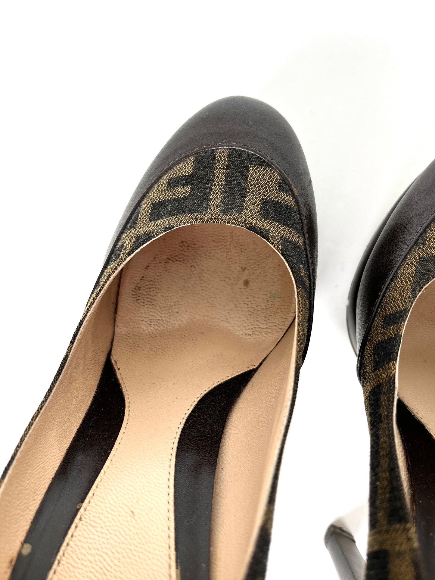 Fendi Zucca Platform High Heel Brown Round Toe Pumps 39 9