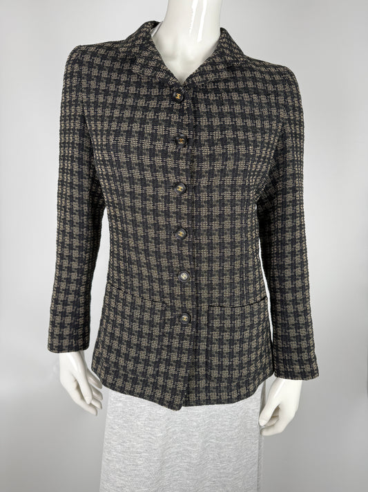 CHANEL Vintage Boutique Collared 1995 Single Breasted Check Black Beige Tweed Jacket Blazer 36 4