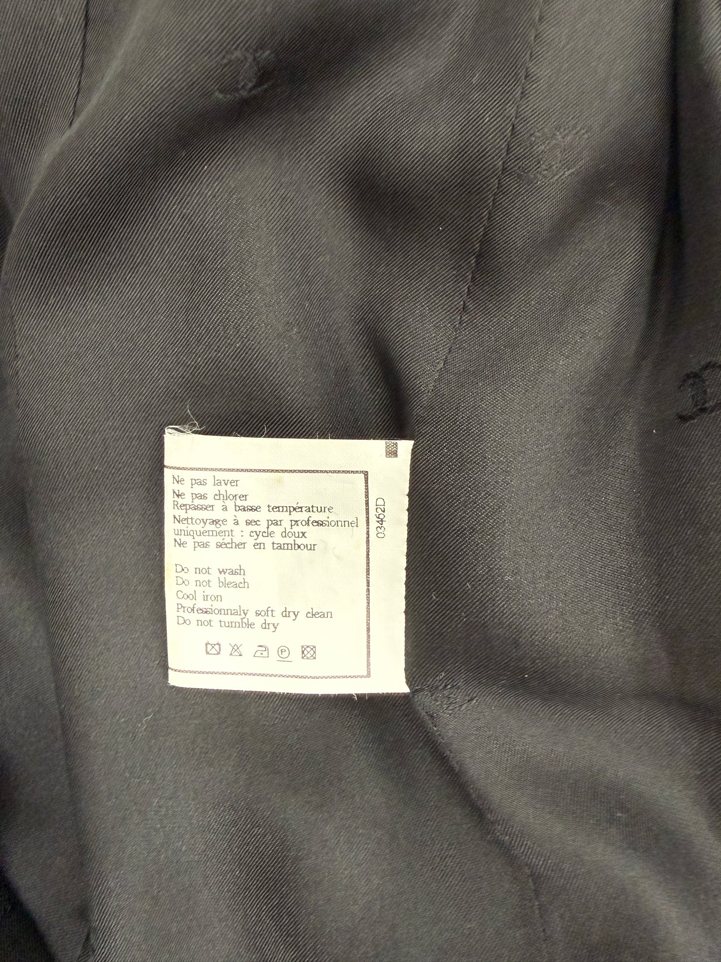 CHANEL Vintage Boutique Collared 1995 Single Breasted Check Black Beige Tweed Jacket Blazer 36 4
