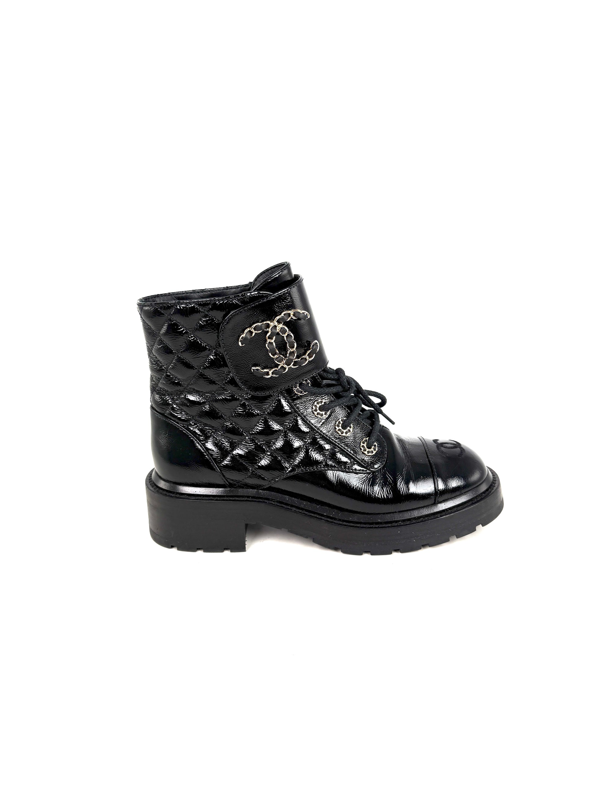 CHANEL Cap Toe CC Black Quilted Block Heel Combat Ankle Boots 37.5, 7