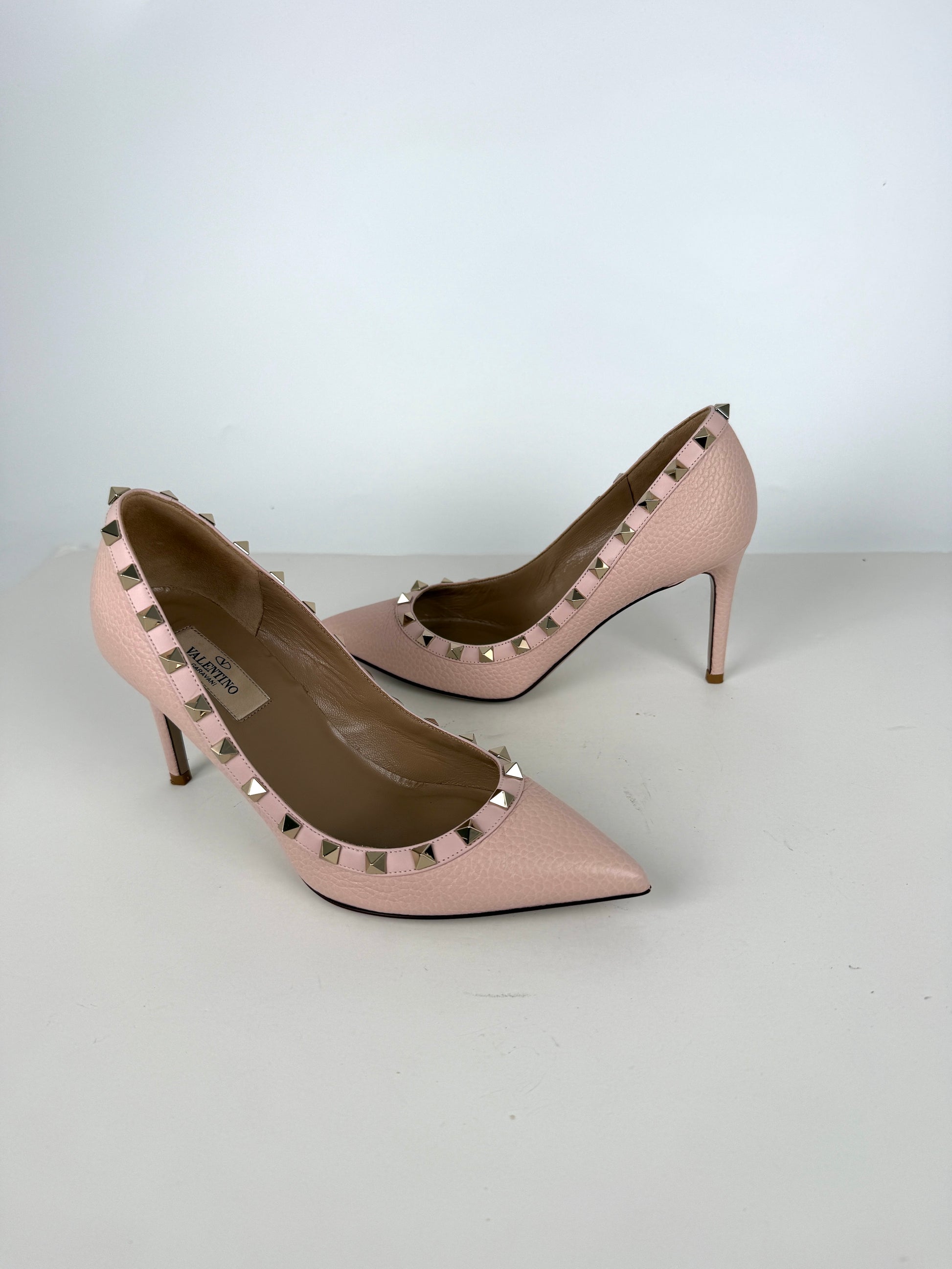 VALENTINO Rockstud Light Pink Leather Heel Pumps 37.5, 7.5
