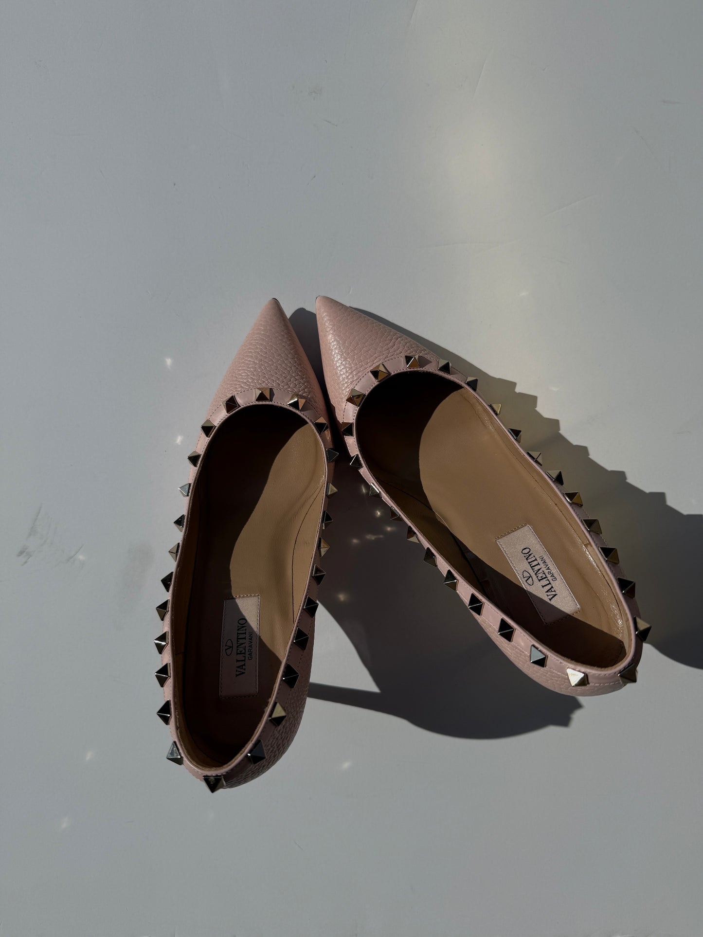 VALENTINO Rockstud Light Pink Leather Heel Pumps 37.5, 7.5