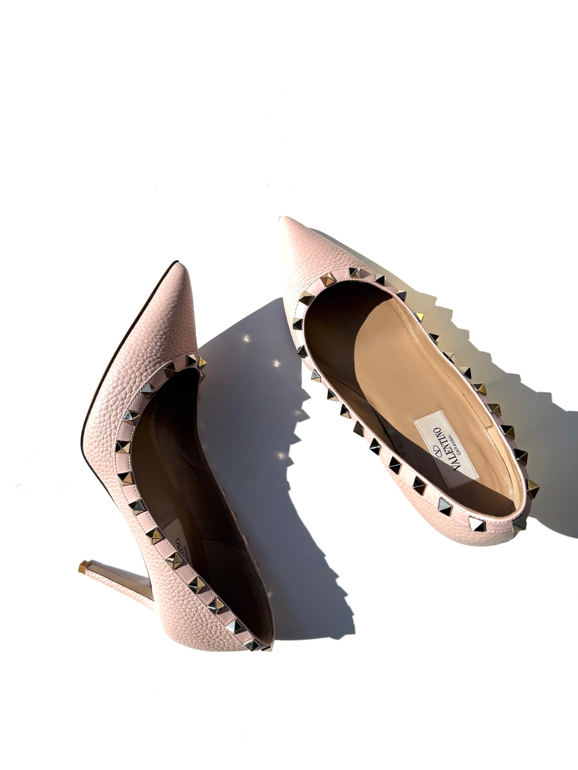 VALENTINO Rockstud Light Pink Leather Heel Pumps 37.5, 7.5